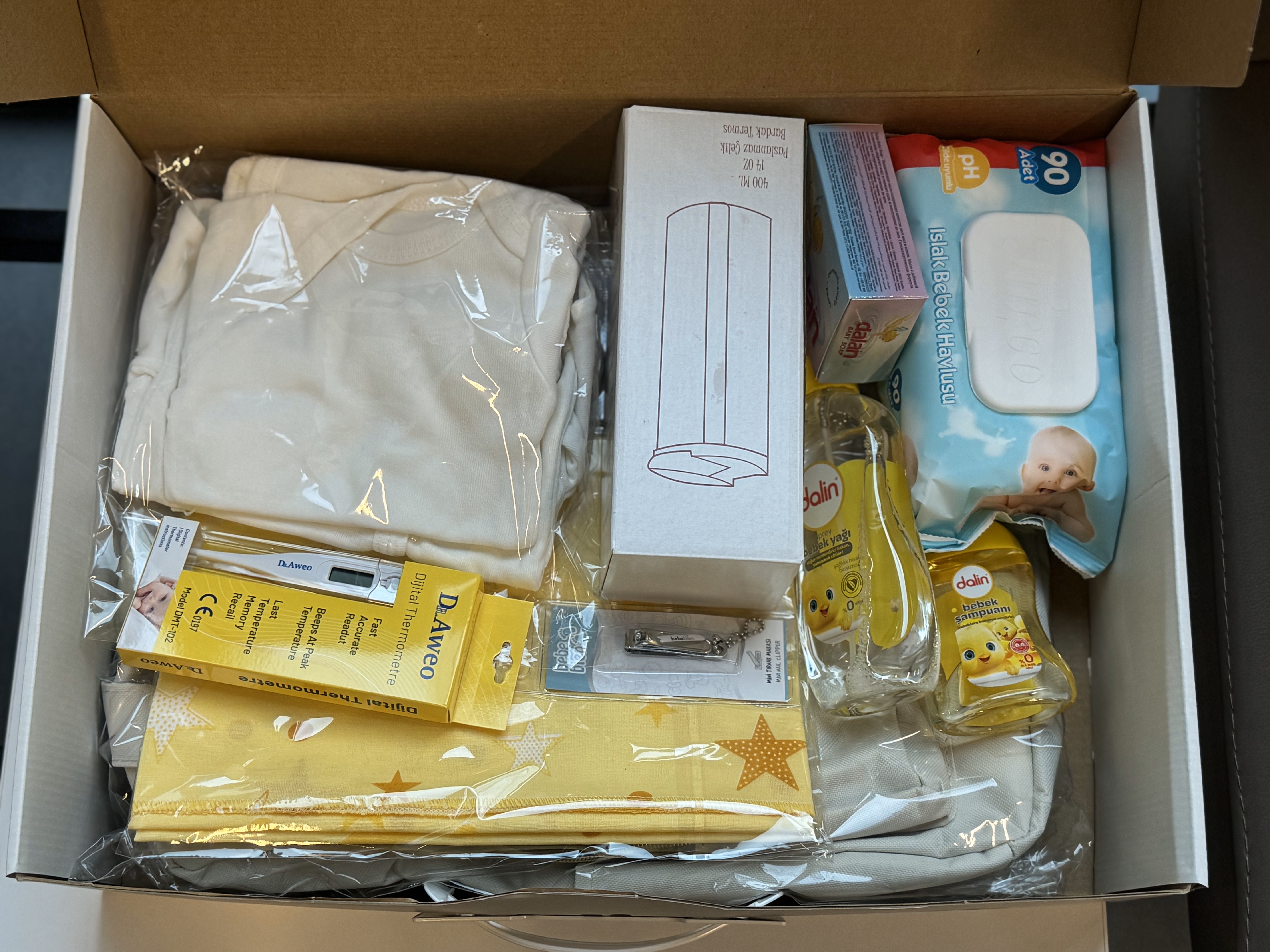 Dünyaya gözünü Sakarya’da açan miniklerin ilk hediyesi