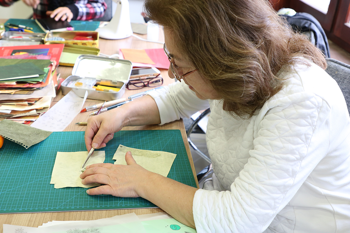 Kat’ı Geleneksel Sanatlar’da sabırla işleniyor