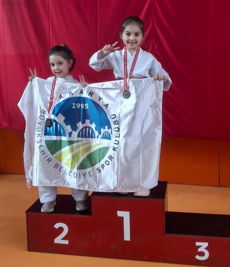 Büyükşehir’in altyapısında başarı var; Kano, karate, bisiklet ve judo da madalyalar geldi