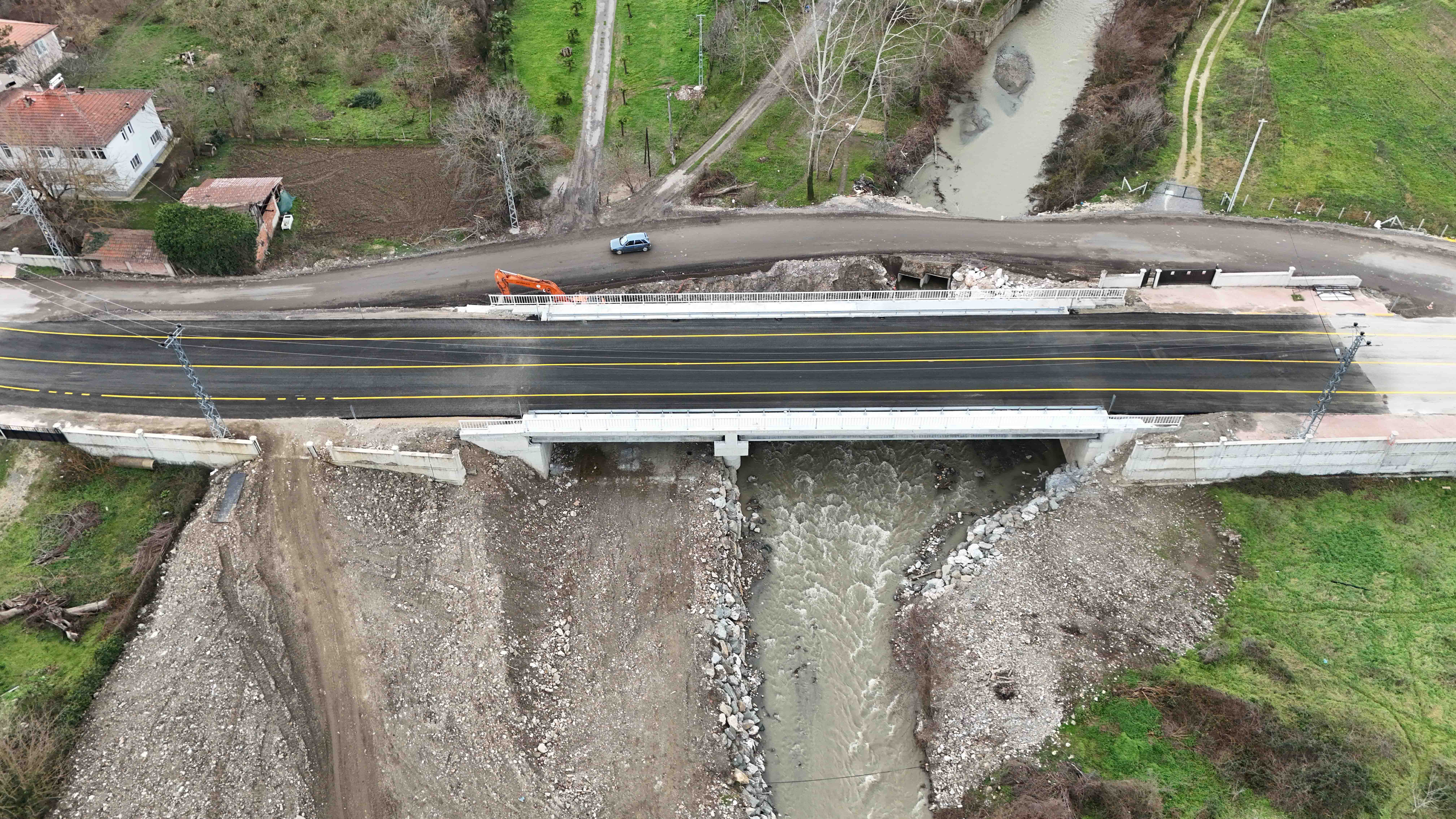 “Şehrimize, hemşehrilerimize sözünü verdiğimiz işleri bir bir tamamlıyoruz”