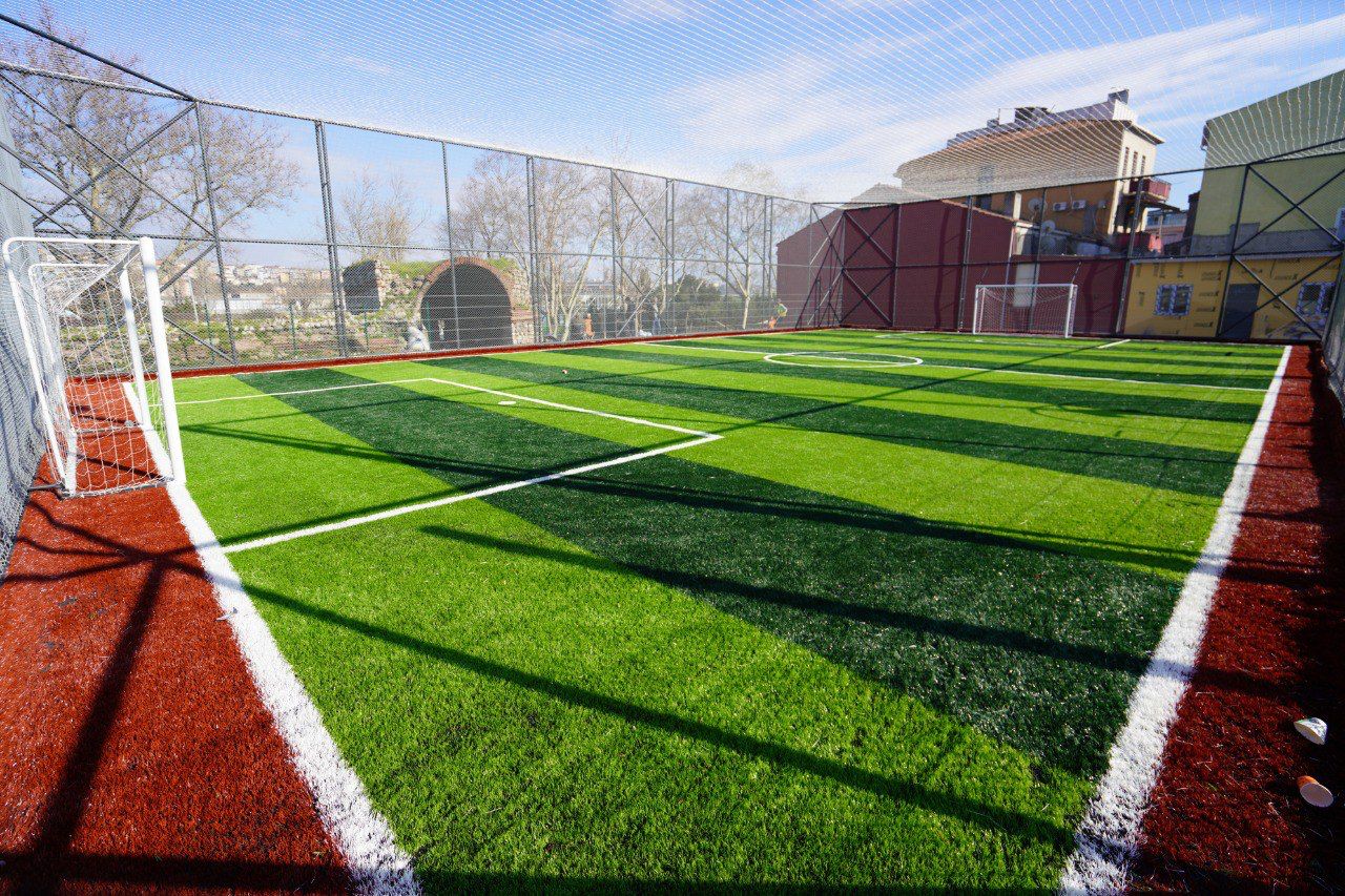 Büyükşehir’den Geyve’de Eşme ve Bayat’a spor kompleksi