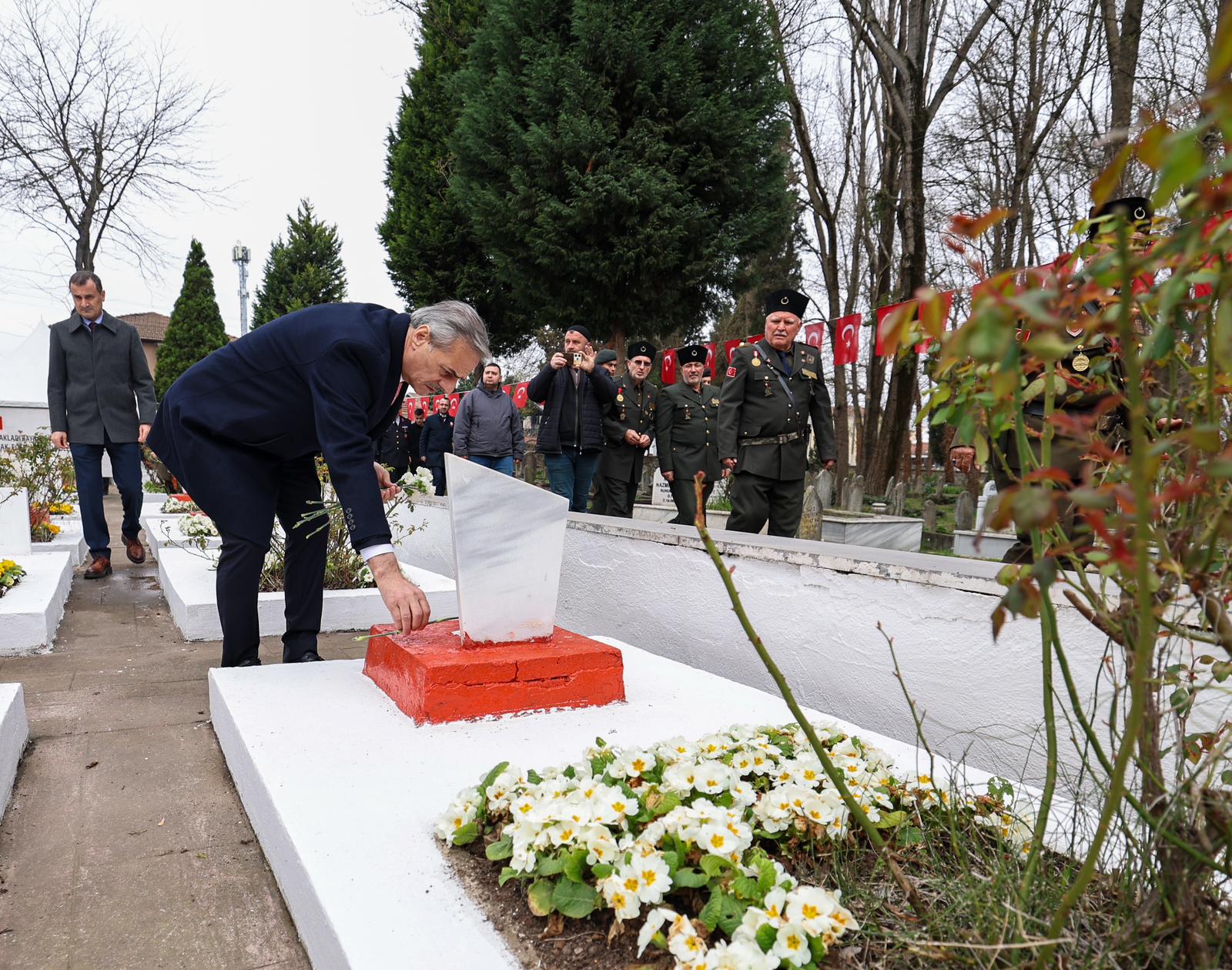 Yusuf Alemdar: “Şehadete koşarak tarihin yönünü değiştirenler, görülmemiş bir destan yazdılar”