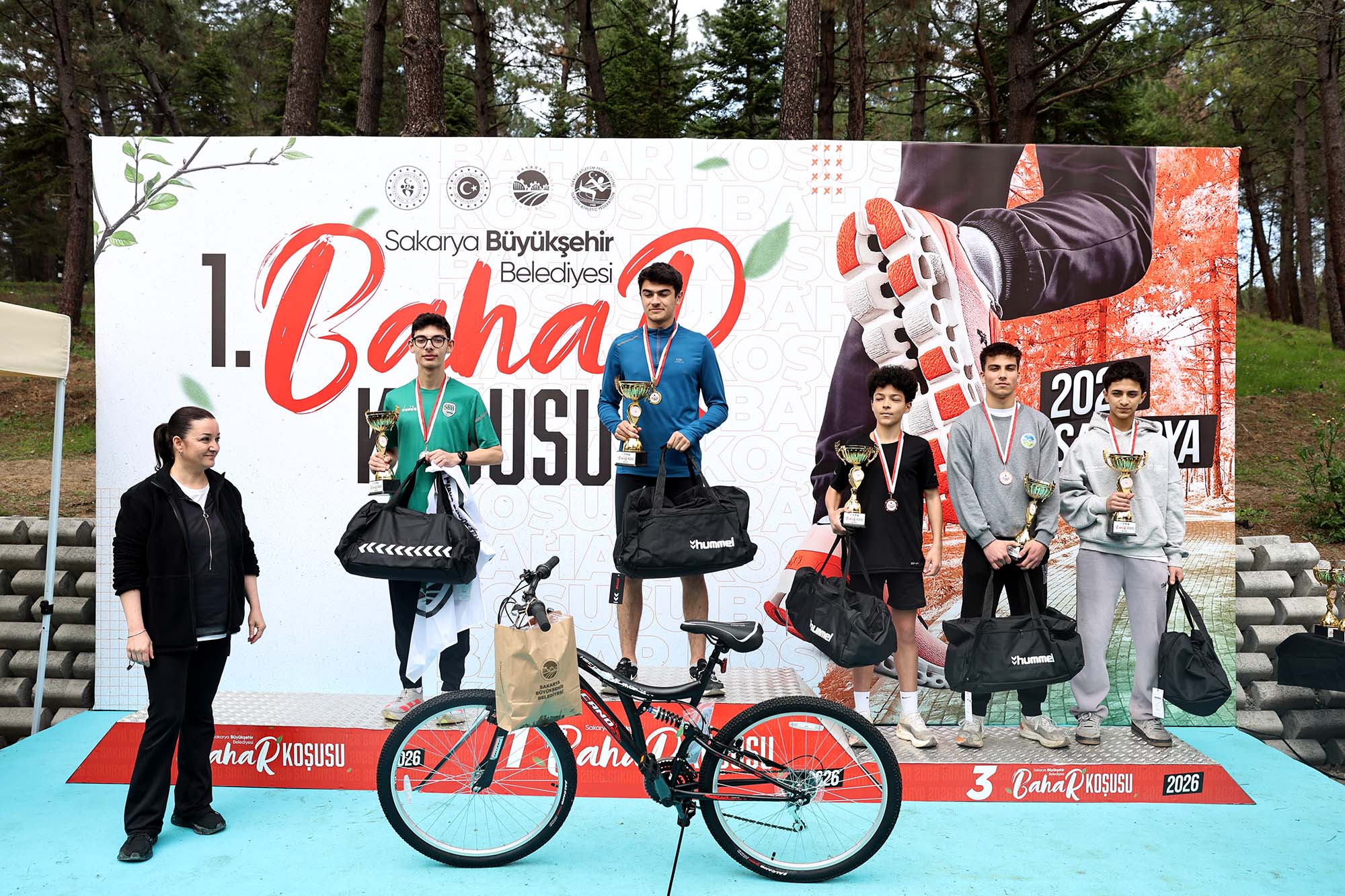 Sapanca’da Bahar Koşusu heyecanı: 700 sporcu Huzur Koridoru’nda buluştu