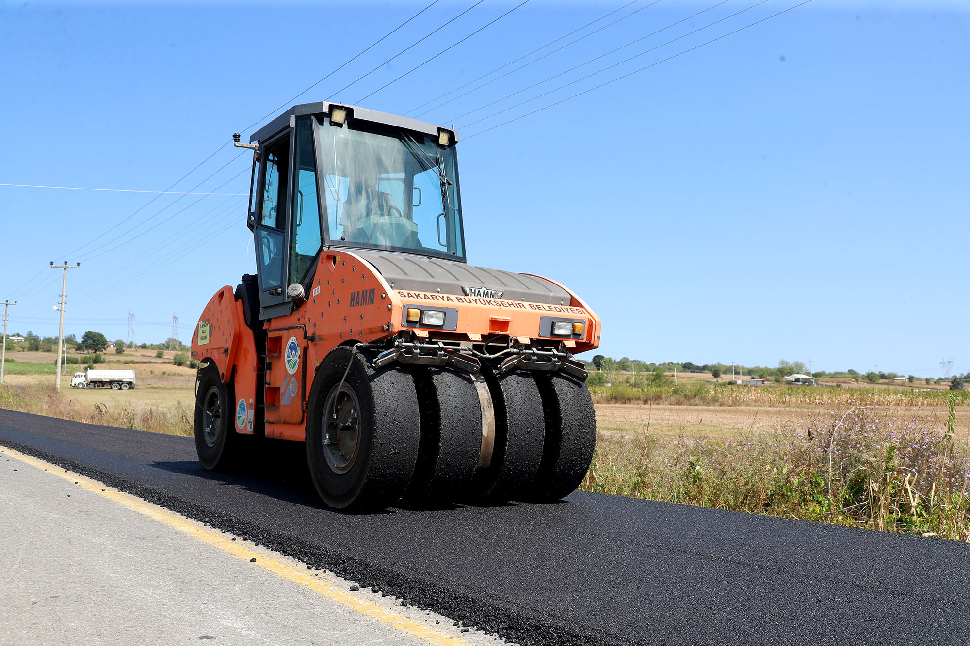 Büyükşehir’den Kazımpaşa Caddesi’ne sıcak asfalt