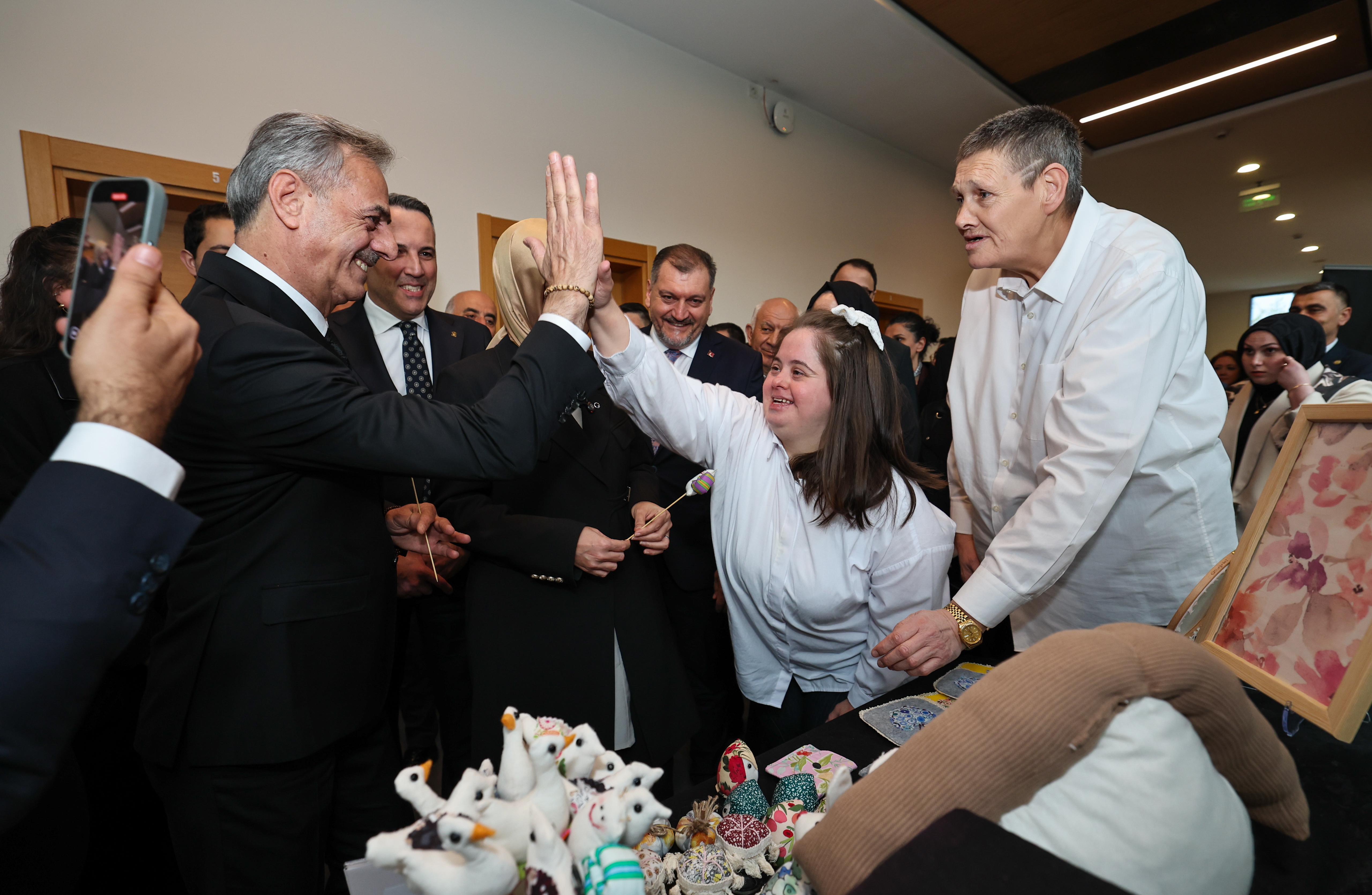 Cumhurbaşkanı Erdoğan'dan ödül alan projeyle Sakarya'da ulaşımda engeller kalktı: “Engelsiz bir şehir için gayretle çalışıyoruz”
