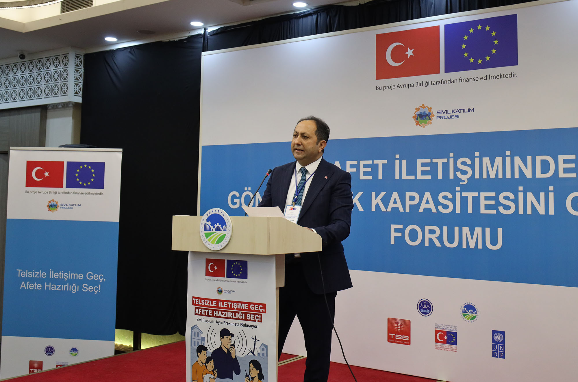 GSM’i ve interneti devre dışı bırakan büyük bir depremde canlara umut olacak