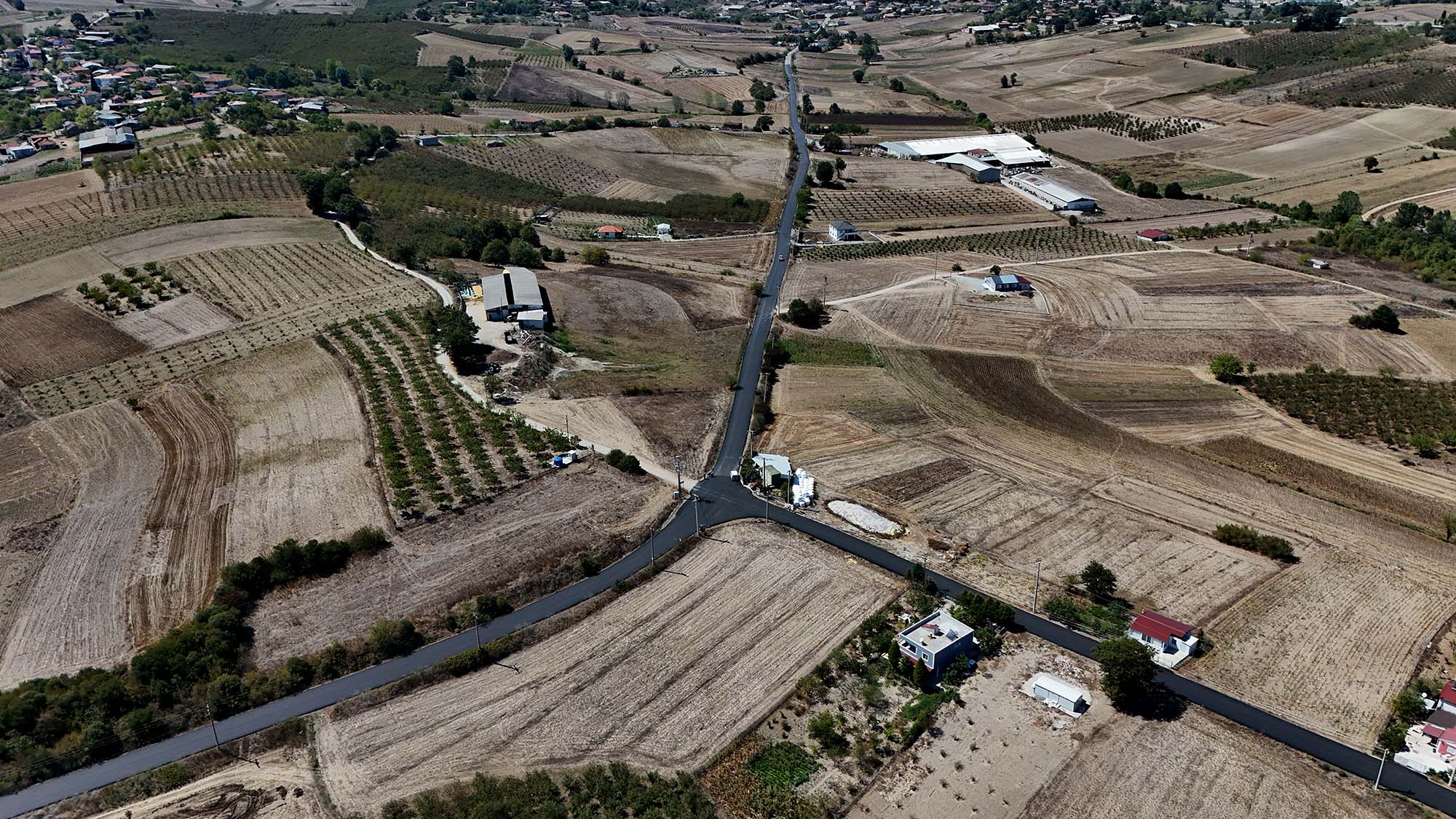 Söğütlü kırsalında ulaşıma konfor ve güven getiren çalışma: 4 mahalleye ulaşan hat sil baştan