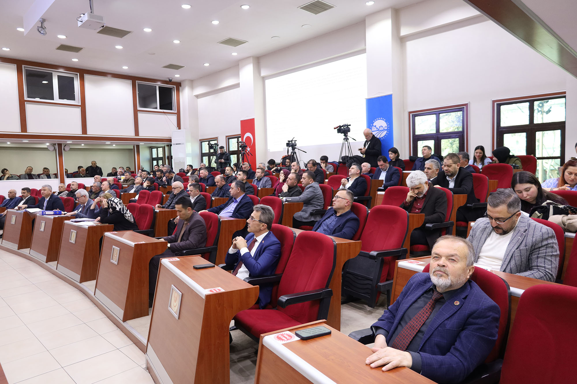 Başkan Alemdar, hizmetleri sıraladı, uyum vurgusunu yineledi