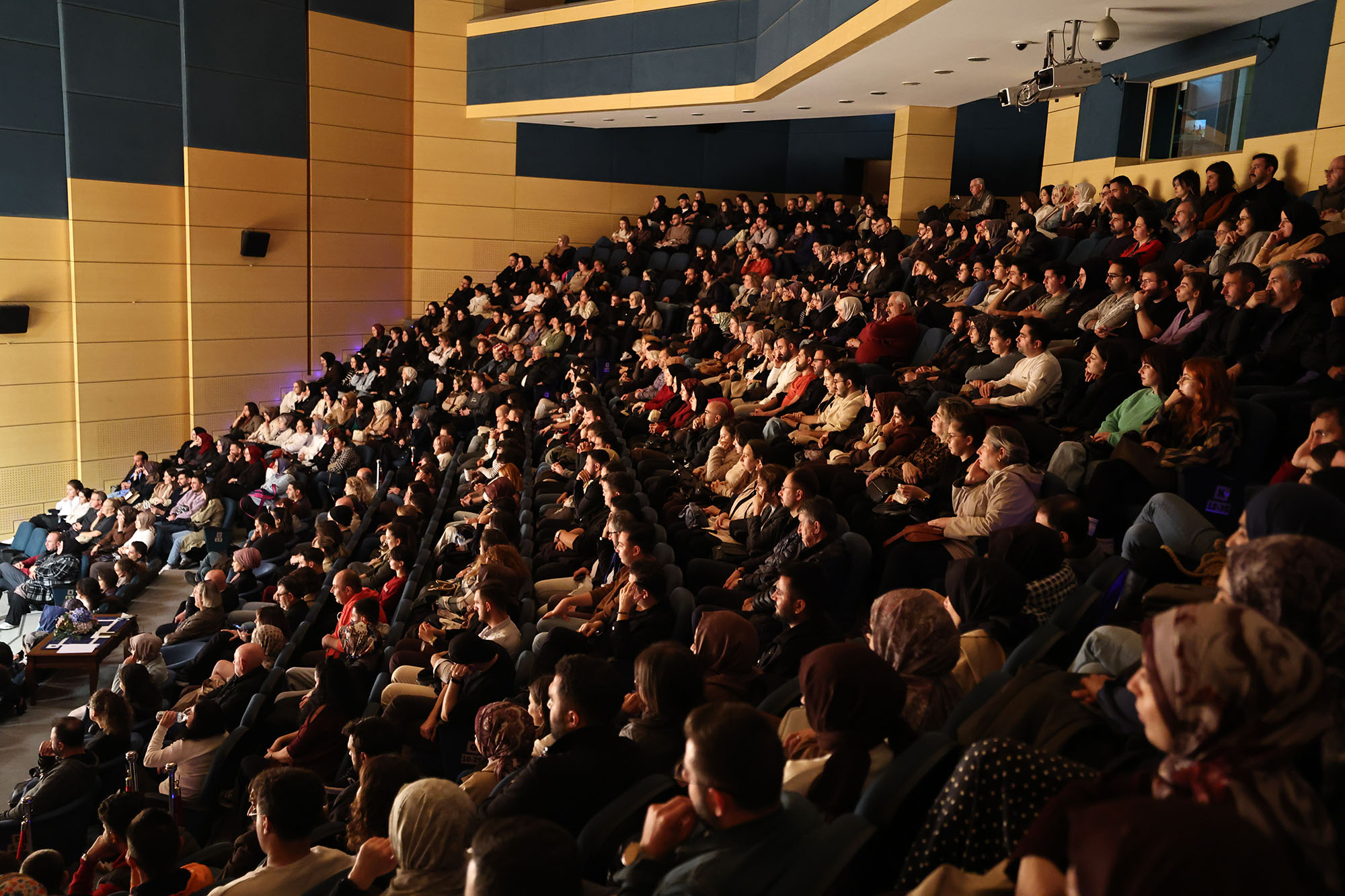 “Şahane Düğün” oyununa yoğun ilgi