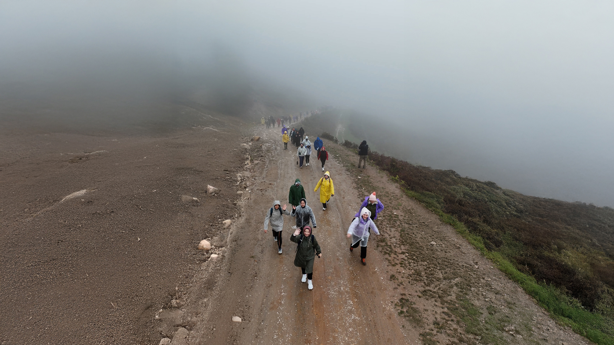 Doğaseveri büyüleyen rota: 16 kilometre boyunca hiç durmadılar… 