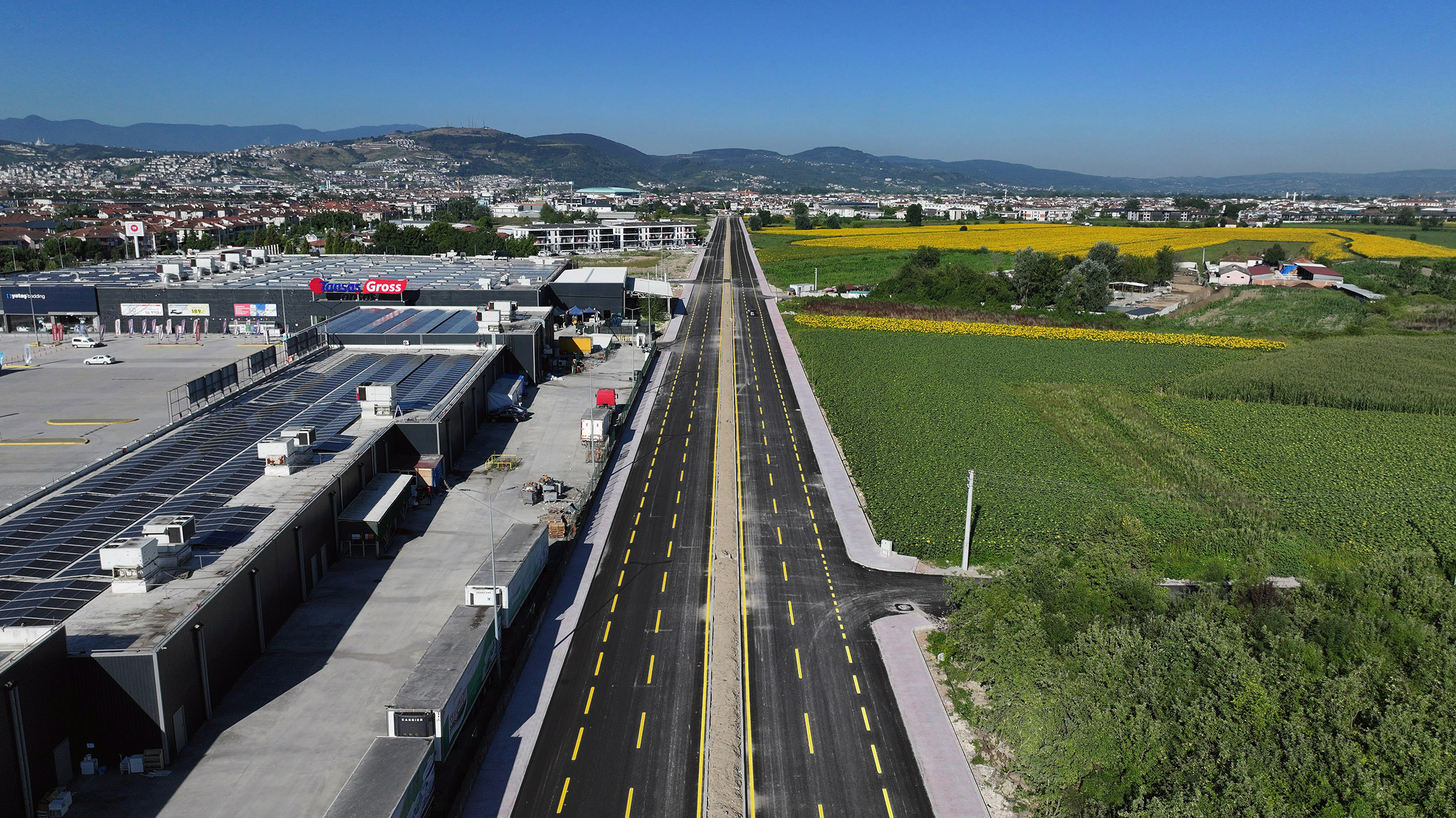 Şehir merkezi-Yenikent bağlantısında çizgiler tamam, yol ulaşıma açıldı