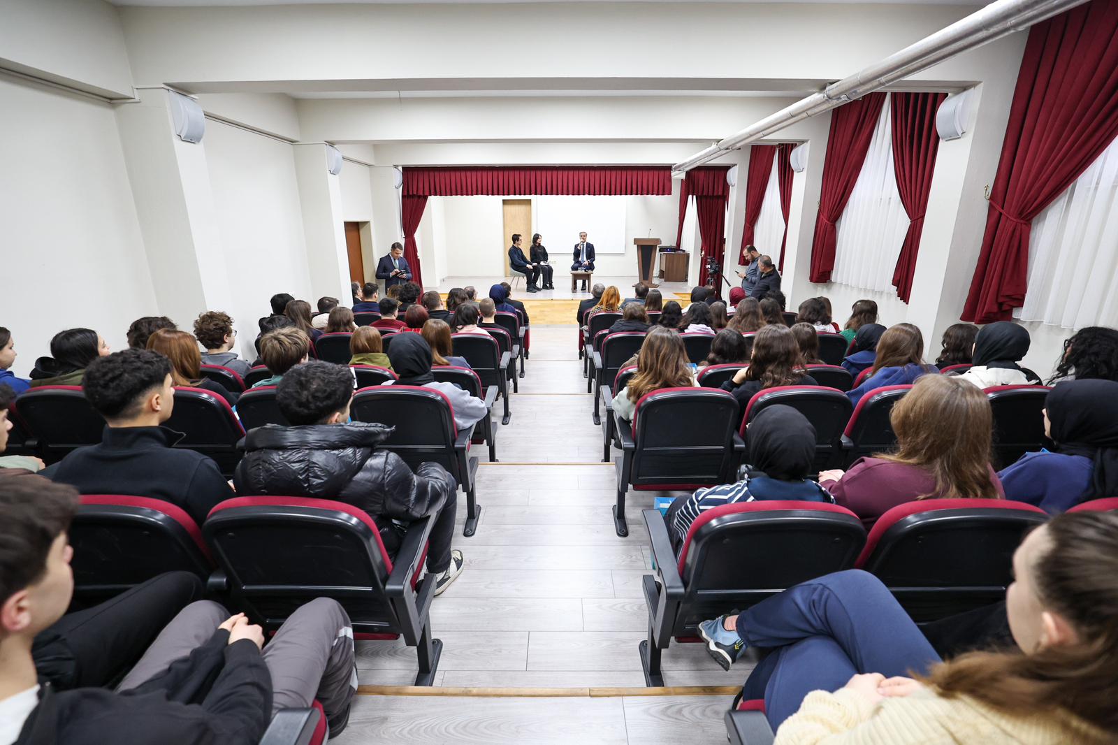Başkan Yusuf Alemdar: “AFA, AKM, Bilim Merkezi, Şehir Kütüphanesi ve Raylı Sistemlerle gençliğin Sakarya'sını inşa ediyoruz”