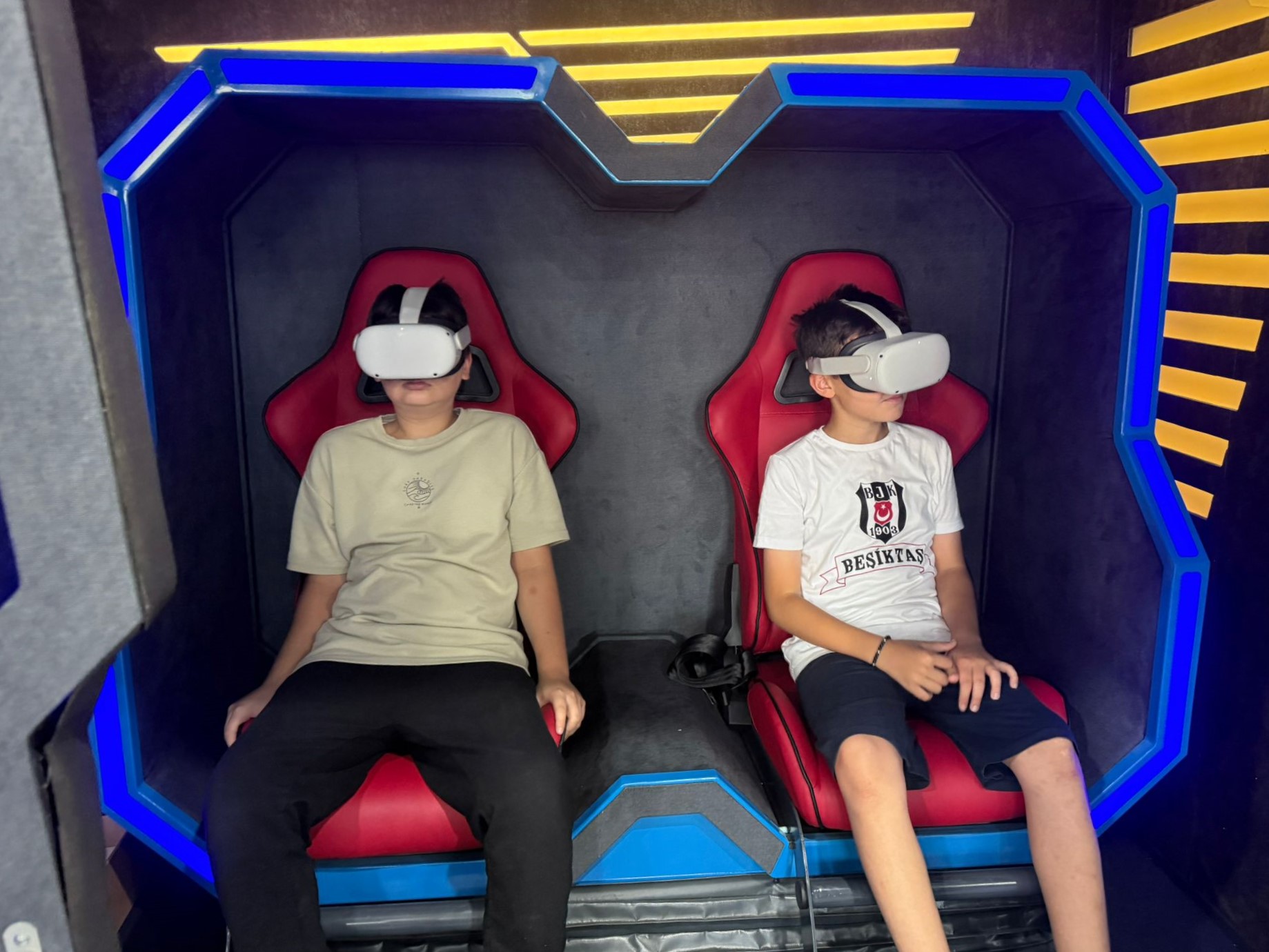 Büyükşehir’in bu merkezinde yaşayarak öğreniyorlar