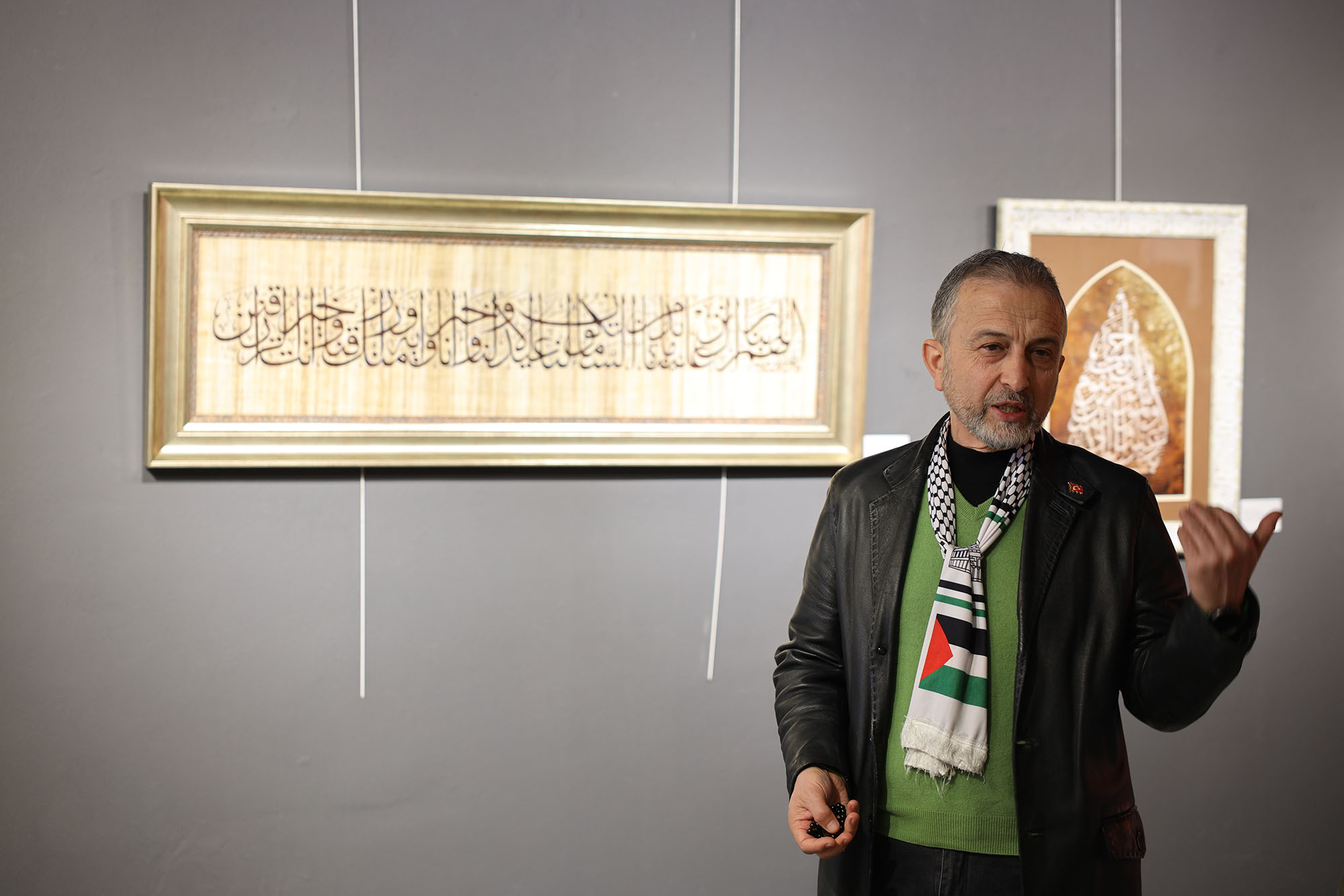 Usta dokunuşlarla hazırlanan “Nebi Mirası: Dua” sergisi OSM’de açıldı