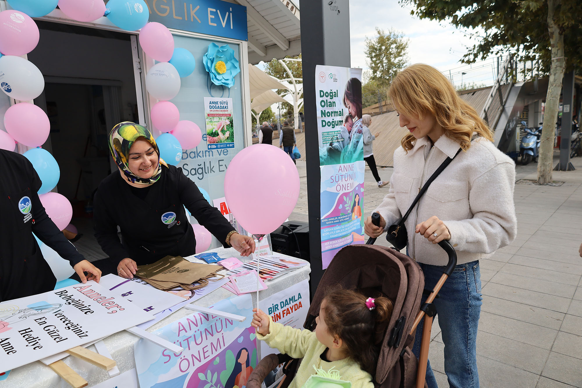 Emzirme Haftası’nda annelere özel program: “Bir damlasında bin fayda”