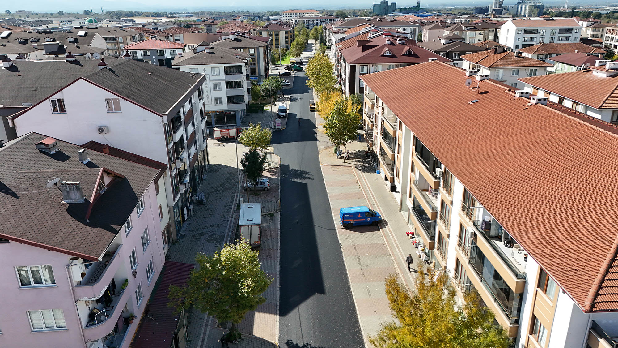 Hendek’te iki önemli güzergaha Büyükşehir dokunuşu