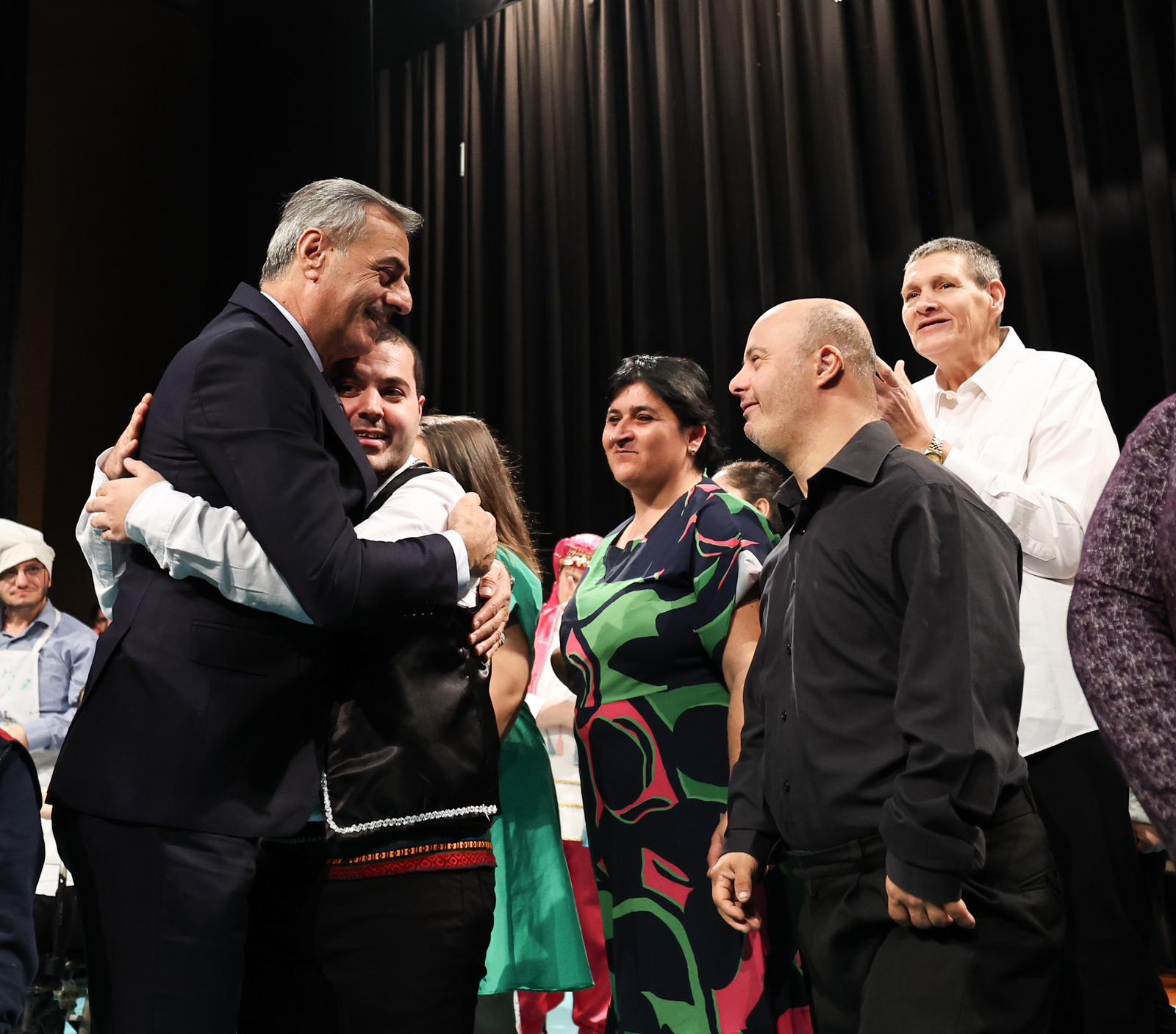 “Bugün sevgi ve dayanışmayı hatırlama, engelleri birlikte aşma günüdür”