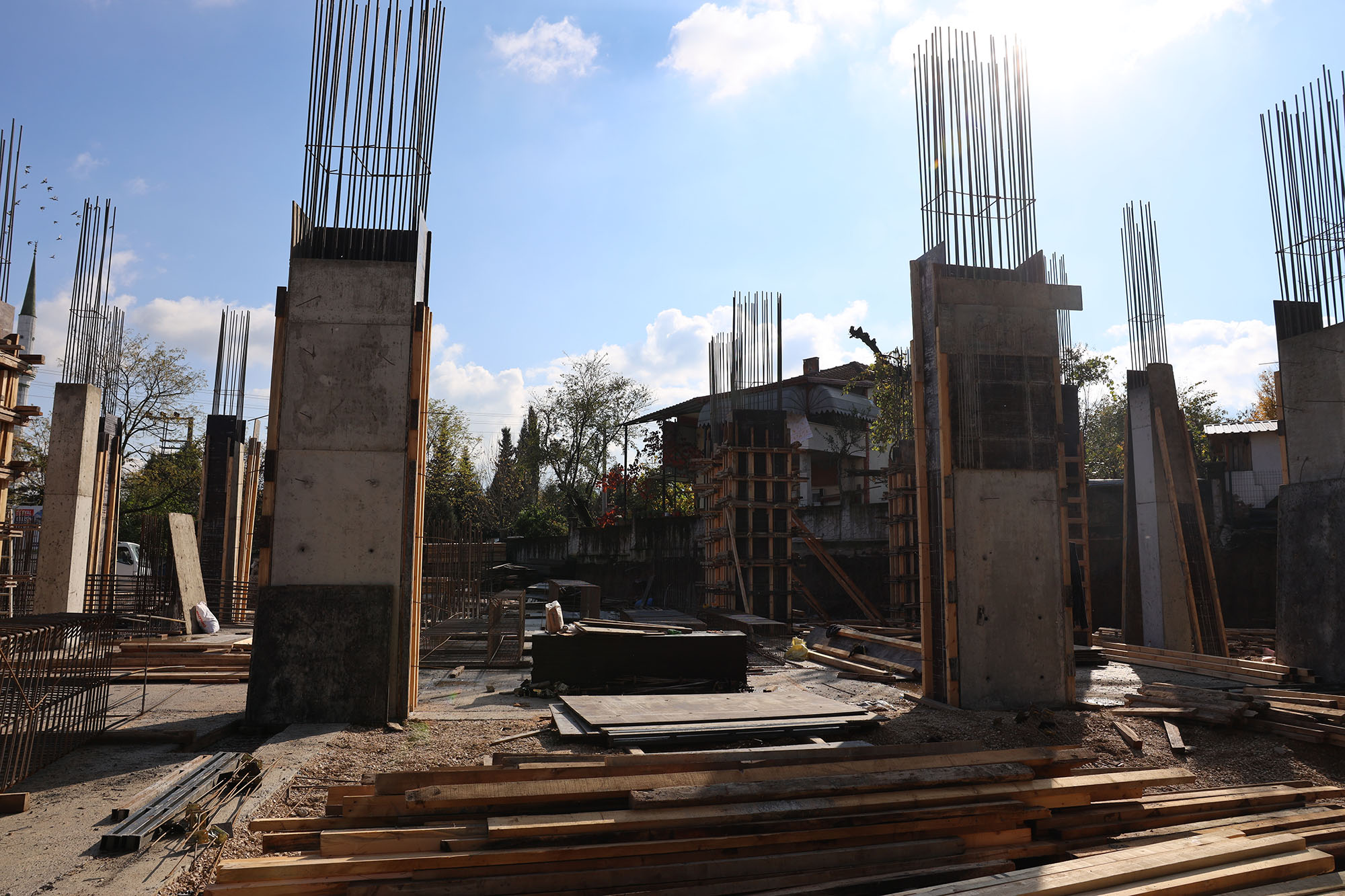 Karapürçek’in sosyal yaşamına değer katacak proje hızla yükseliyor