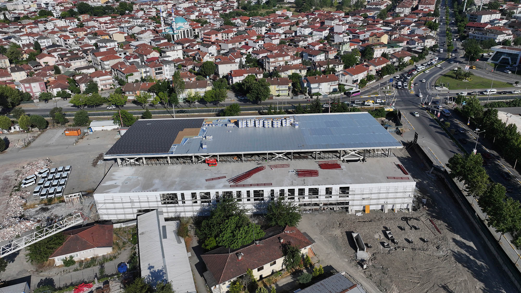 Yusuf Alemdar mecliste şehrin yeni müjdelerini paylaştı: Kimsesizler Oteli, 250 bin metrekare yeşil alan ve Kaynarca’ya SGM geliyor