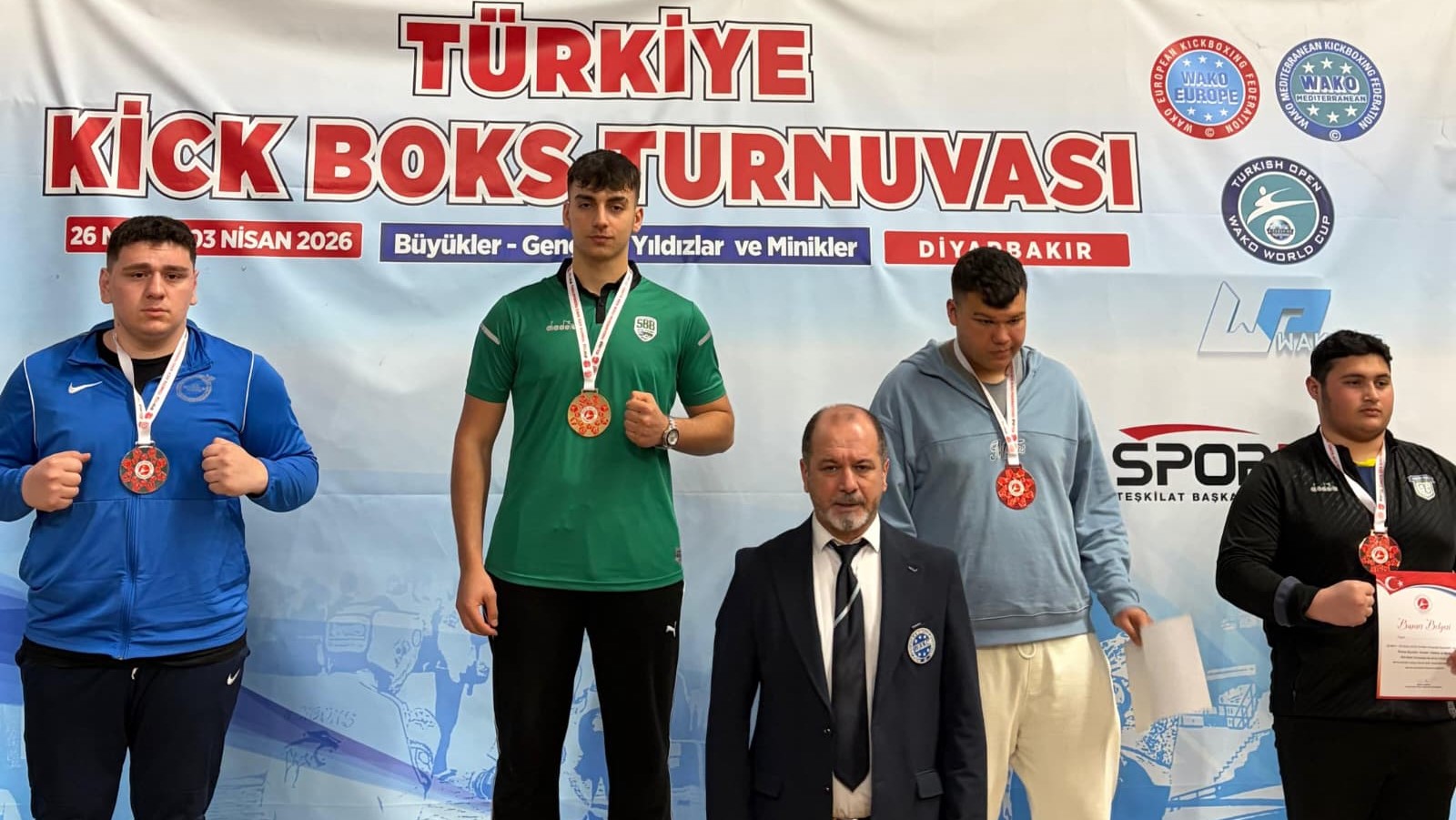 Büyükşehirli Kick Boksçular Diyarbakır’da zirveye uzandı, hedef Milli Takım