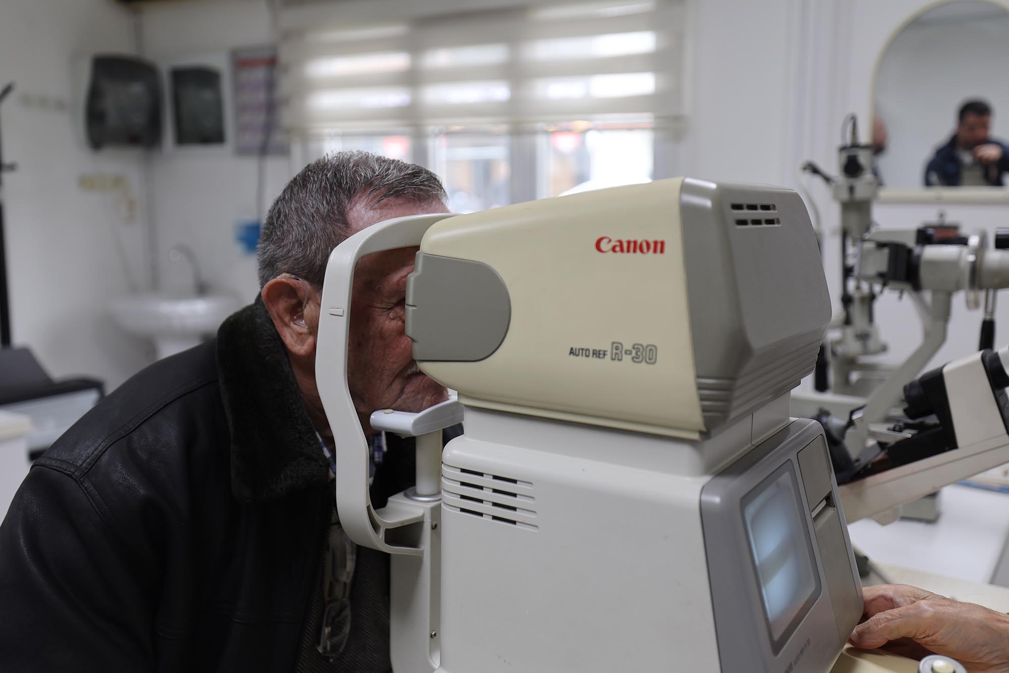 Tıp Merkezi’nde çiçeklerle karşılayıp hem sağlığa hem de maneviyata şifa oldular