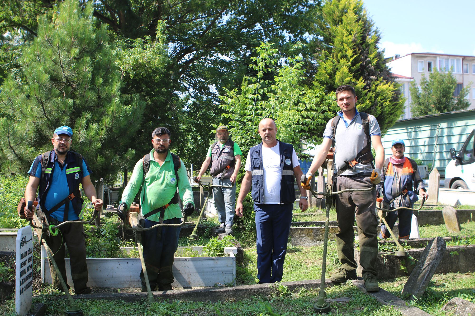 Mezarlıklar Kurban Bayramı’na hazır