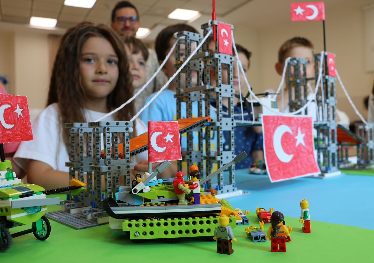 Minik öğrencilerden anlamlı etkinlik