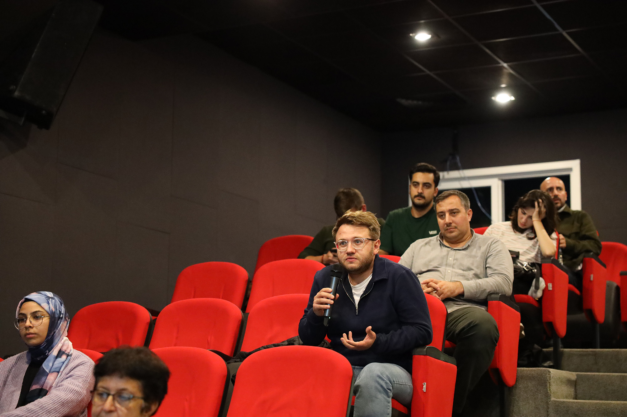 “Bir Tutam Karanfil’ film ve söyleşisi OSM’de gerçekleştirildi