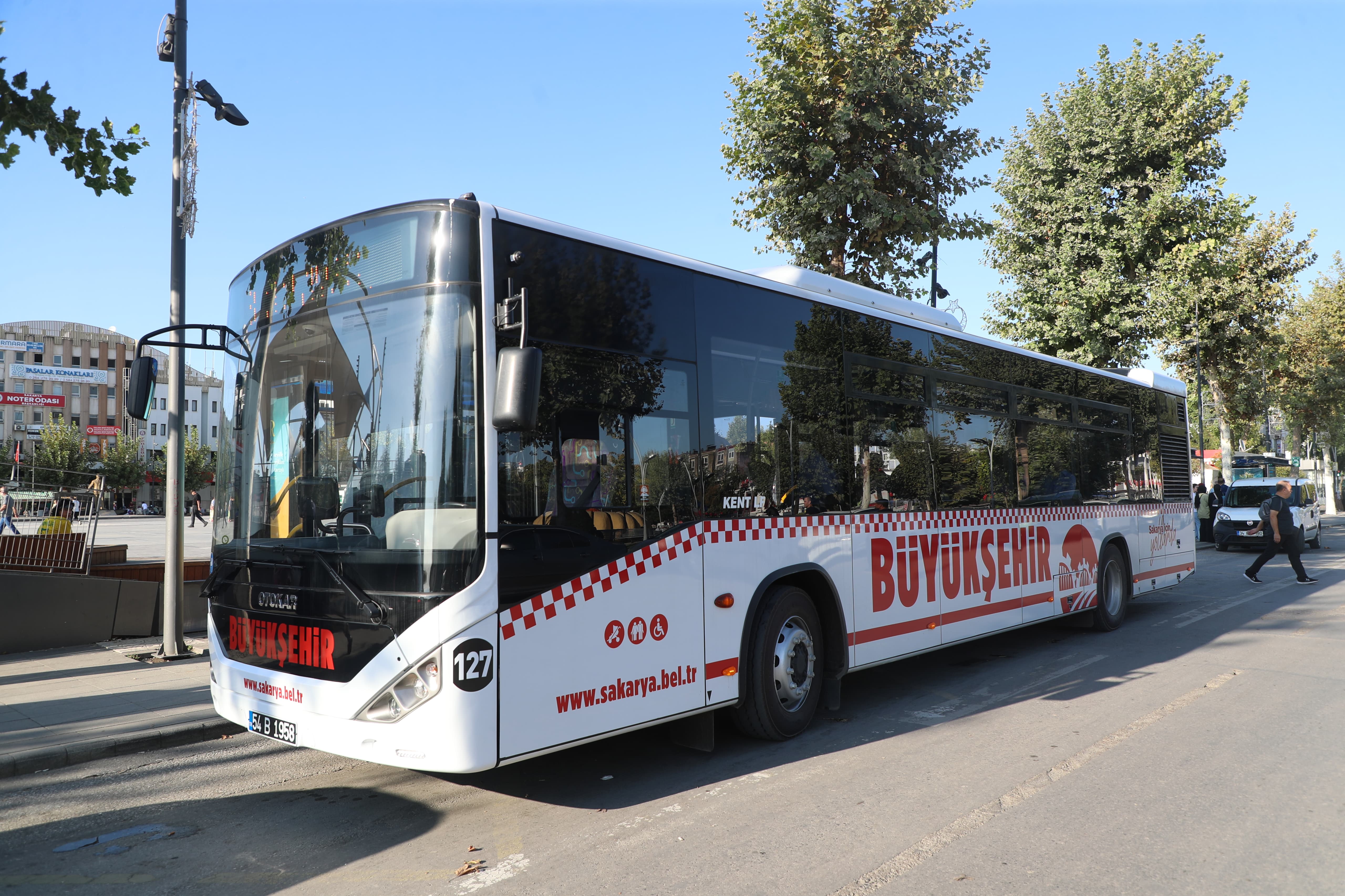 Büyükşehir’den arefe günü mezarlıklara ücretsiz ulaşım 
