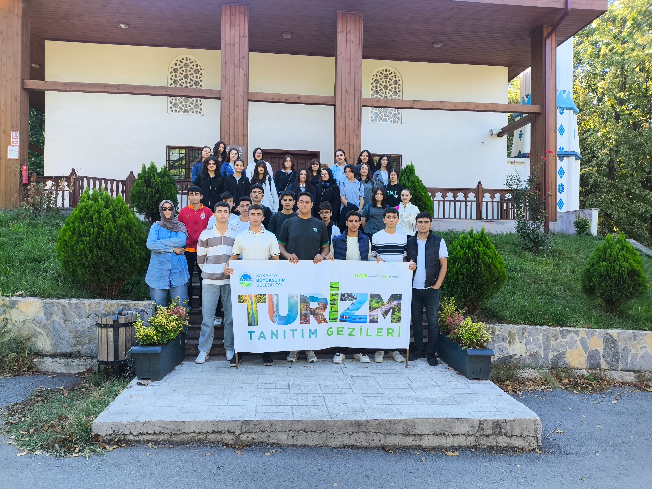 Şehrin gençleri Sakarya’nın zenginliklerini keşfediyor