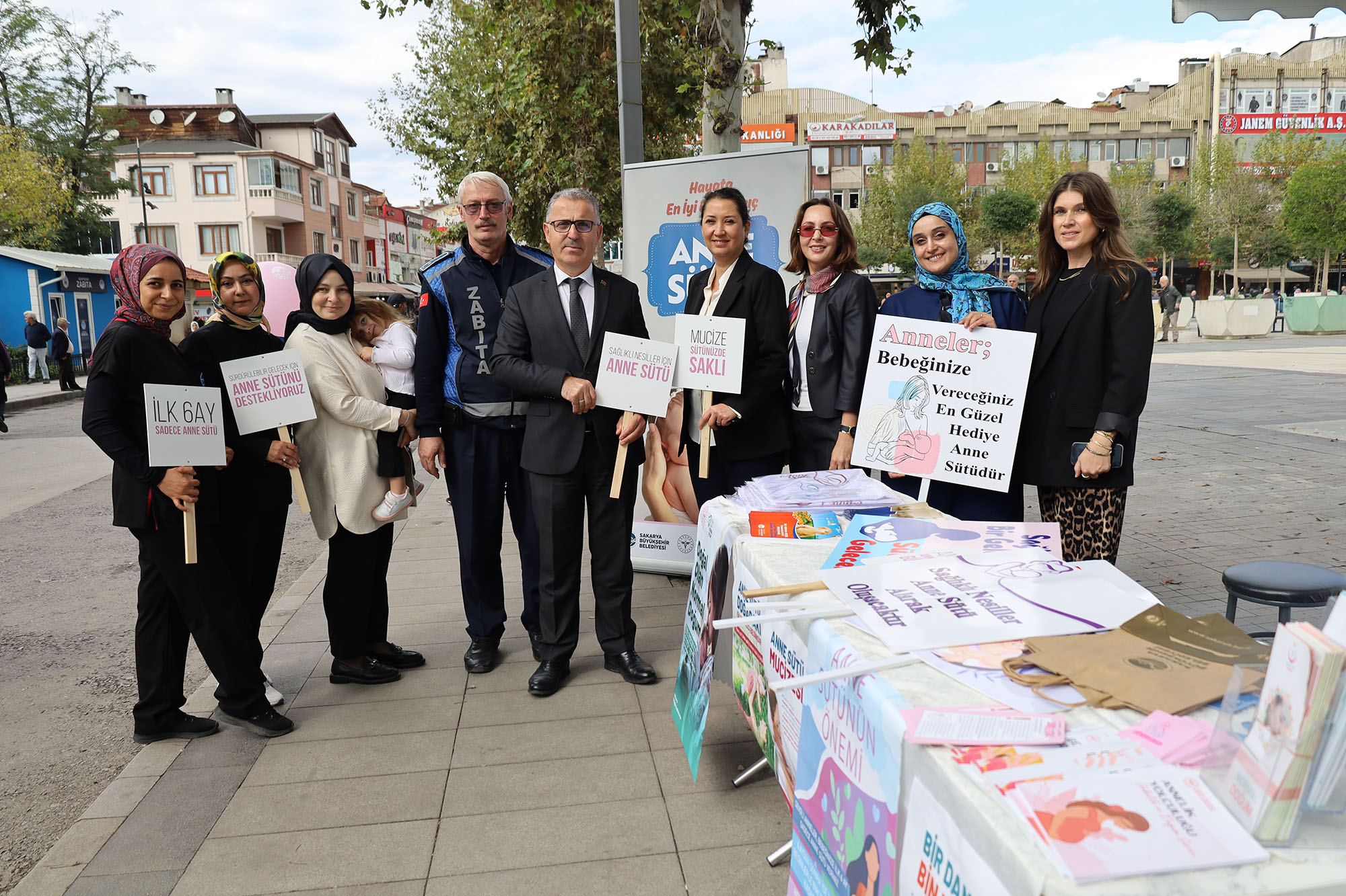 Emzirme Haftası’nda annelere özel program: “Bir damlasında bin fayda”
