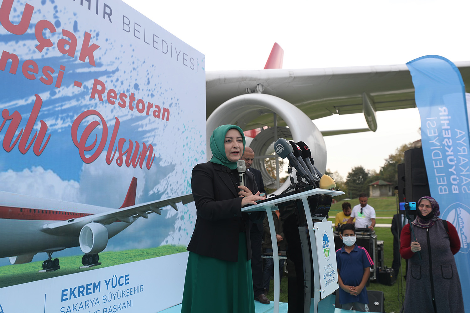 “Büyükşehir Uçak Kıraathanesi şehrin hatıra merkezi olacak”