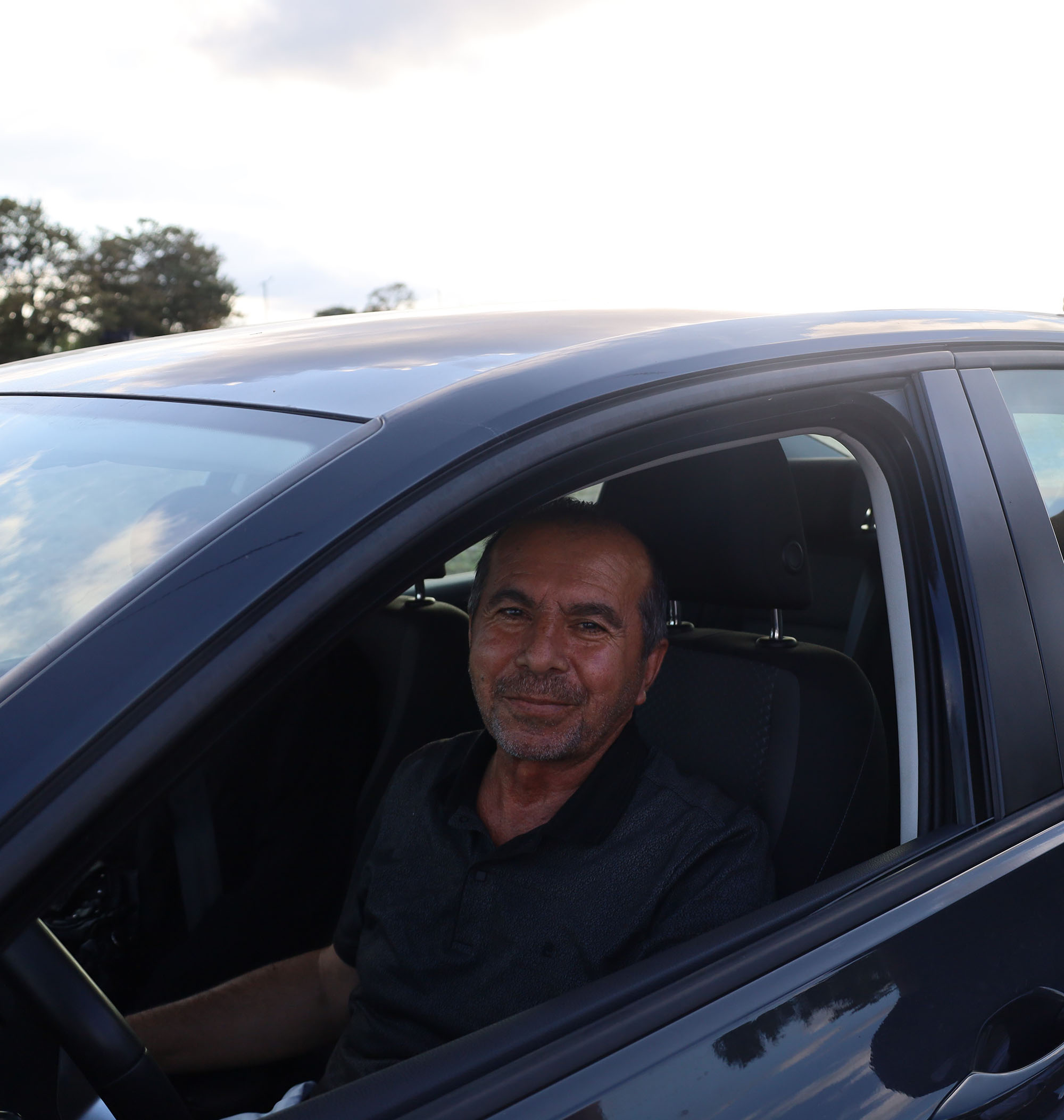 Söğütlü’de yenilenen grup yollarına vatandaşlardan tam not: “Modern bir hale kavuştu”