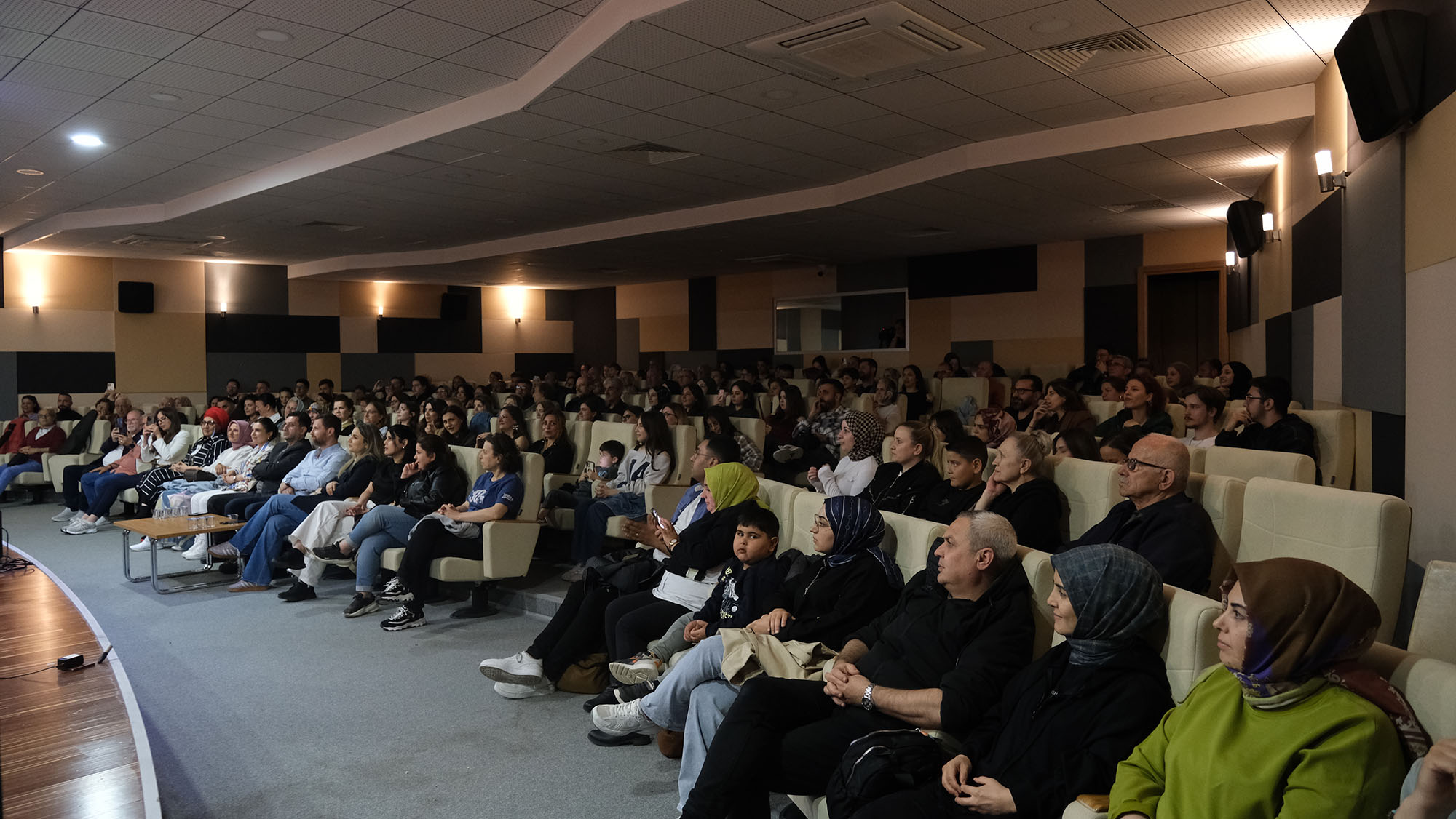 Kent Orkestrası’nın “Yaza Merhaba Gençlik Konseri” kulakların pasını sildi