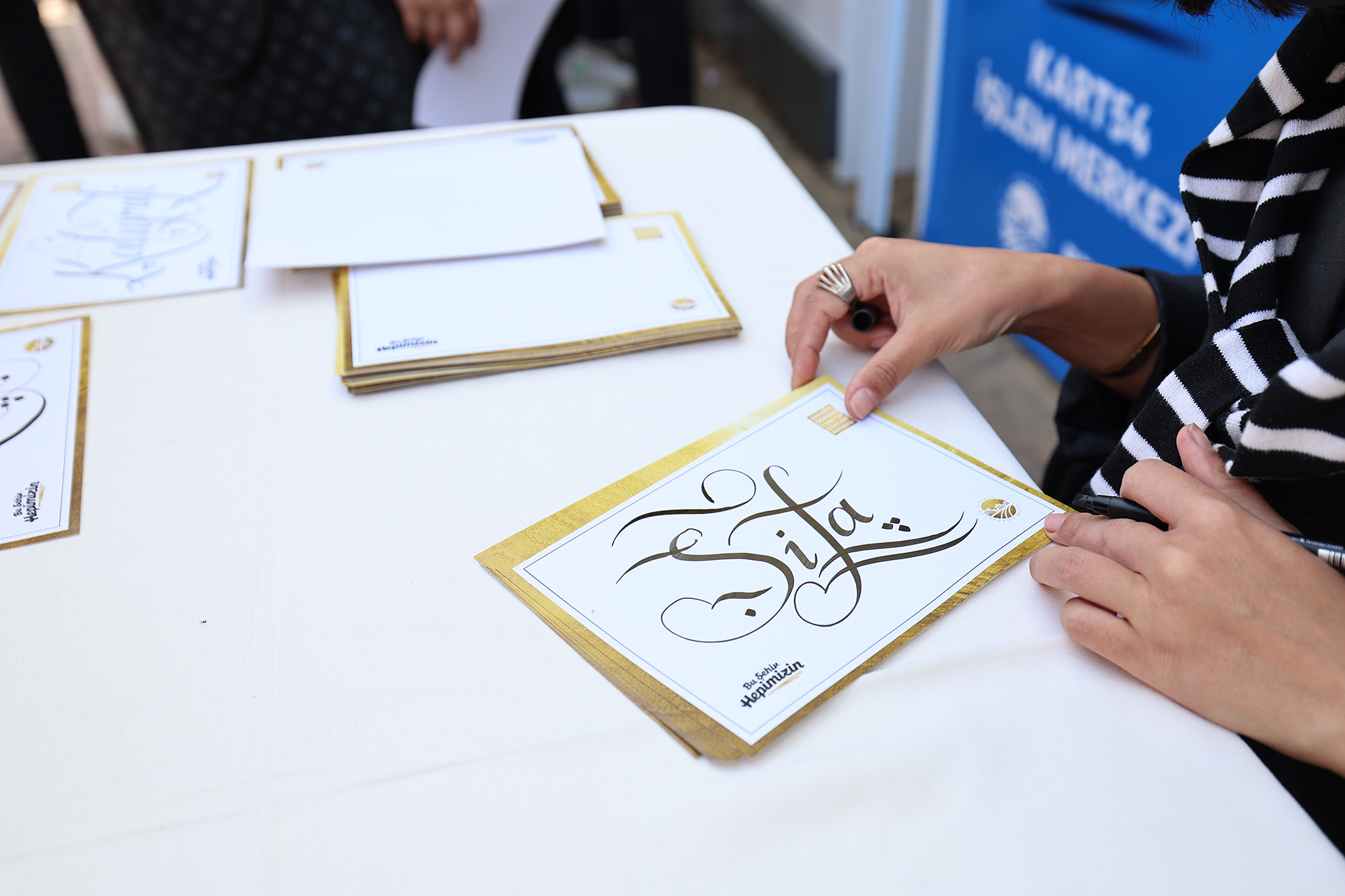 Üniversitede Büyükşehir rüzgârı: İkramlar, hediyeler… 