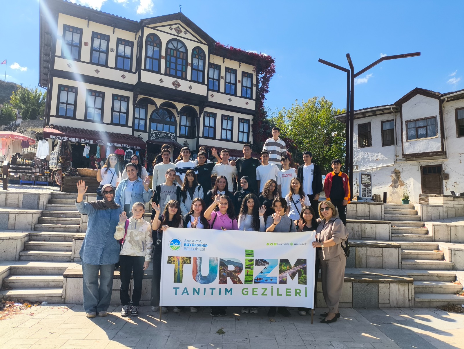 Şehrin gençleri Sakarya’nın zenginliklerini keşfediyor