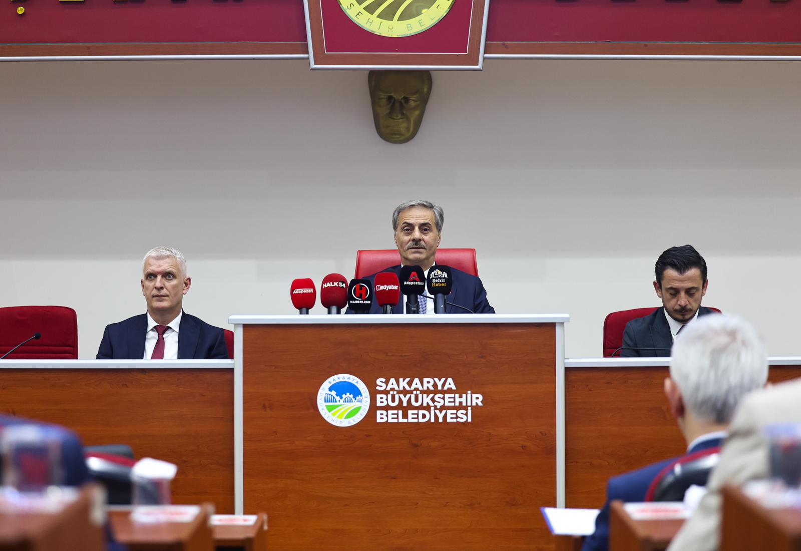 Dev yatırımlarla yepyeni bir Sakarya: “Şehrimizi daha güzel yarınlara hazırlıyoruz”