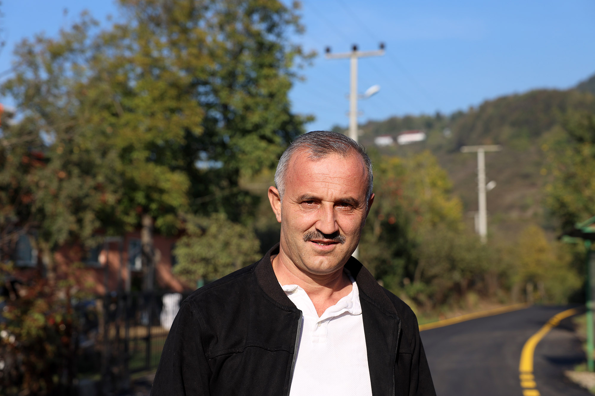 Akyazı’nın kırsalına giden yollar Büyükşehirle güzelleşti