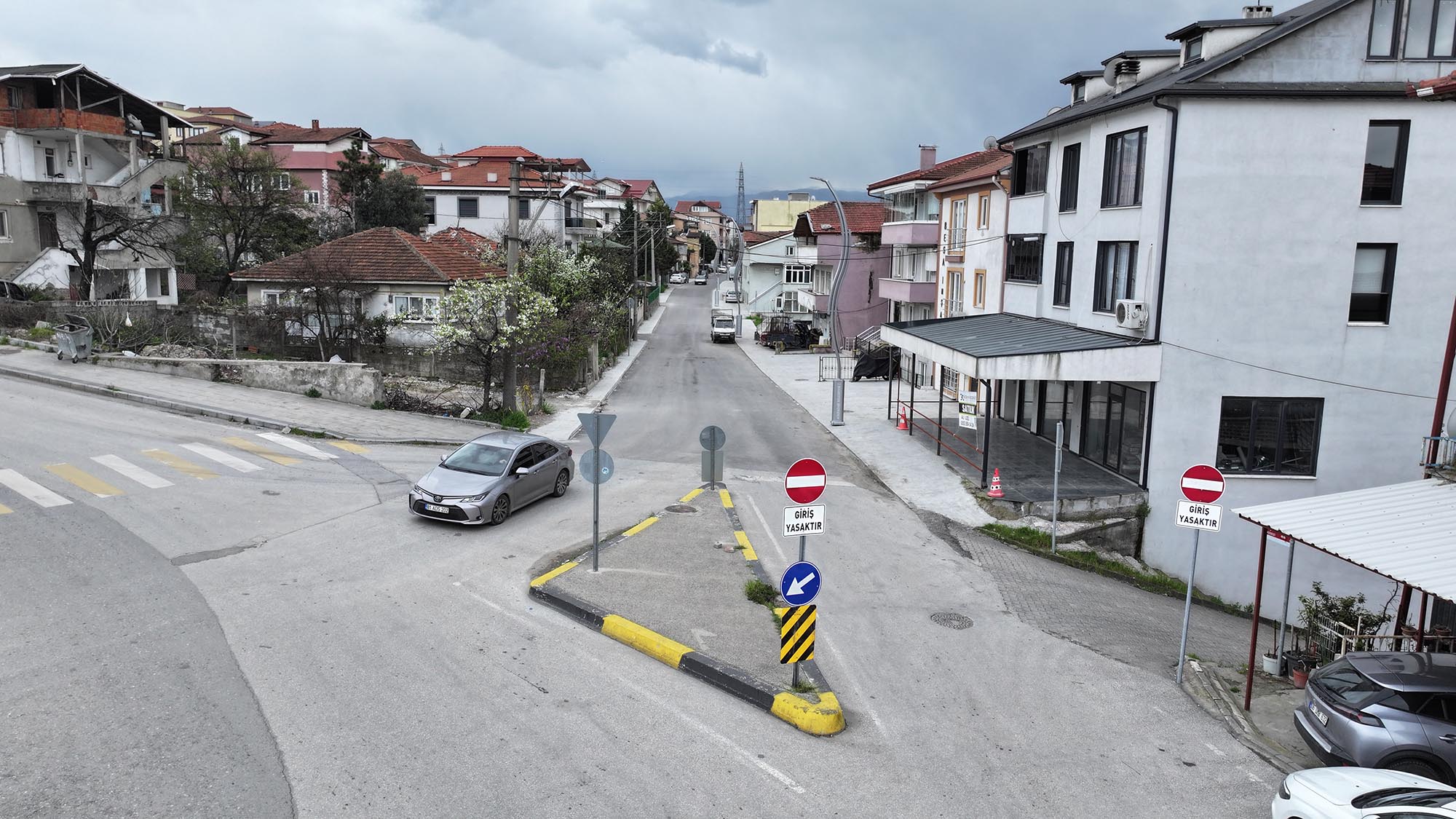 Sürücüler dikkat: SGK Hattı’ndaki Kışla Caddesi’nde trafik akışı değişti