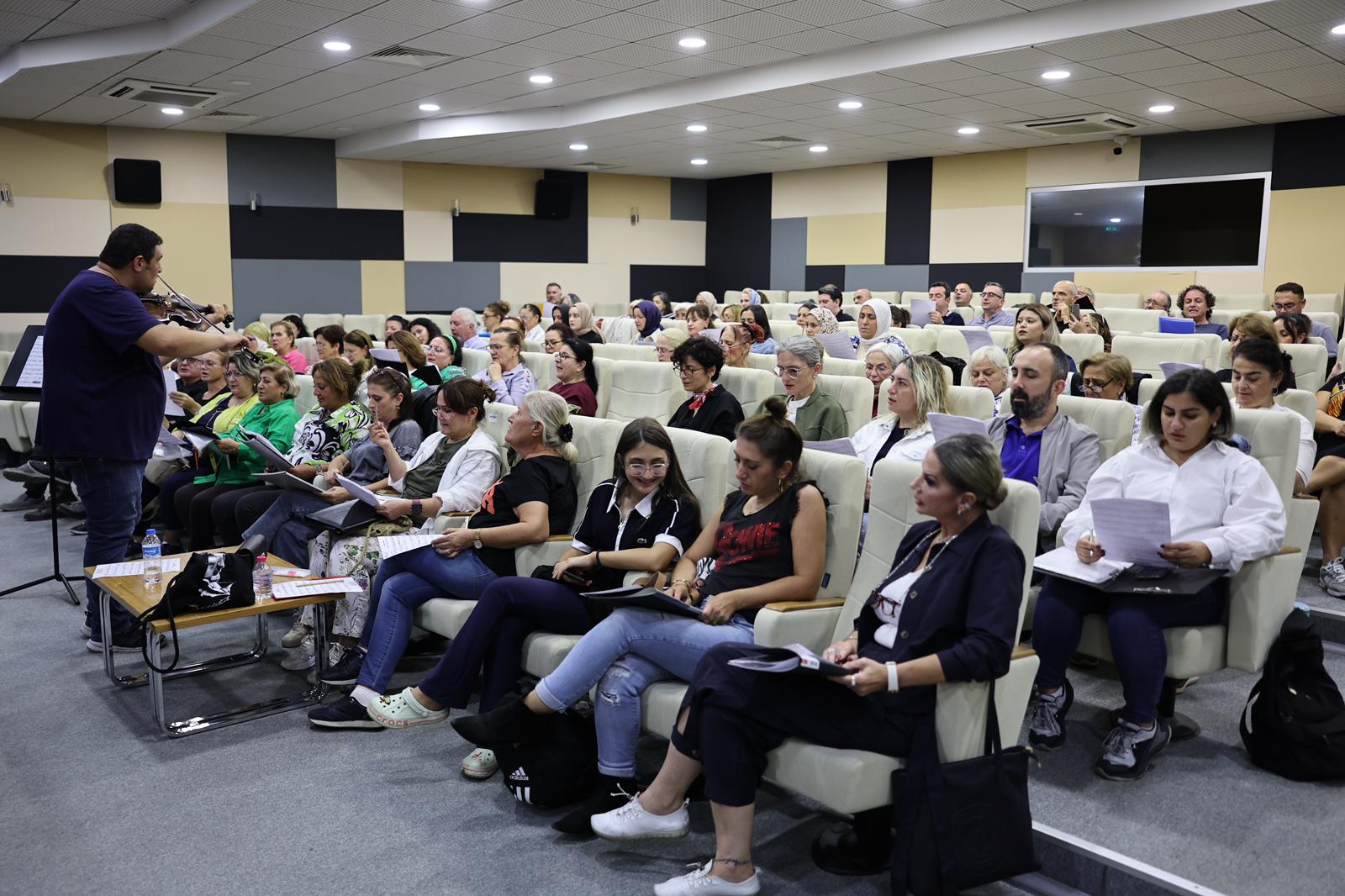 Sakarya’da Türk Sanat Müziği’nin eşsiz tınısı ‘hüzzam’ makamıyla yeniden başladı