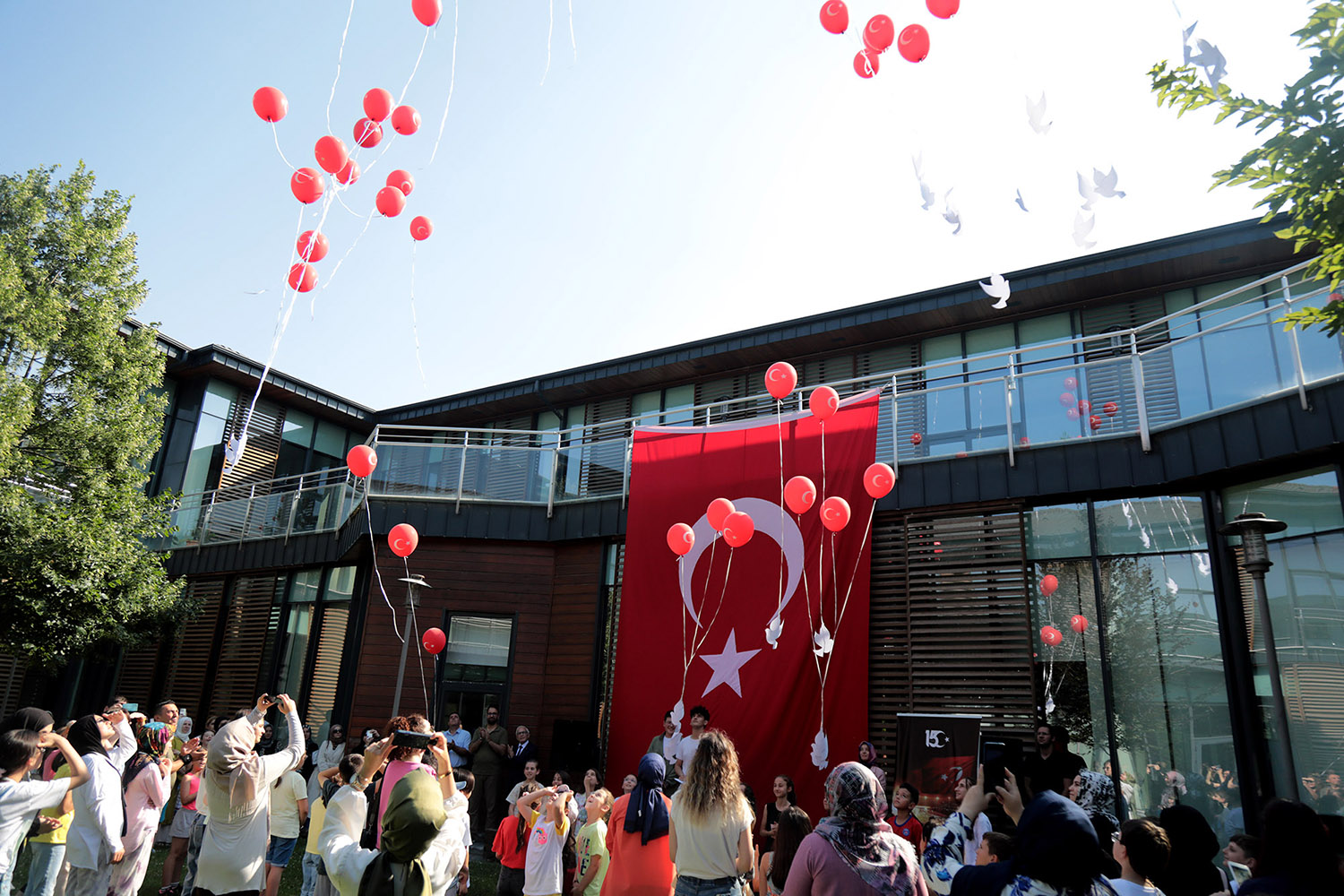 Minik öğrencilerden anlamlı etkinlik