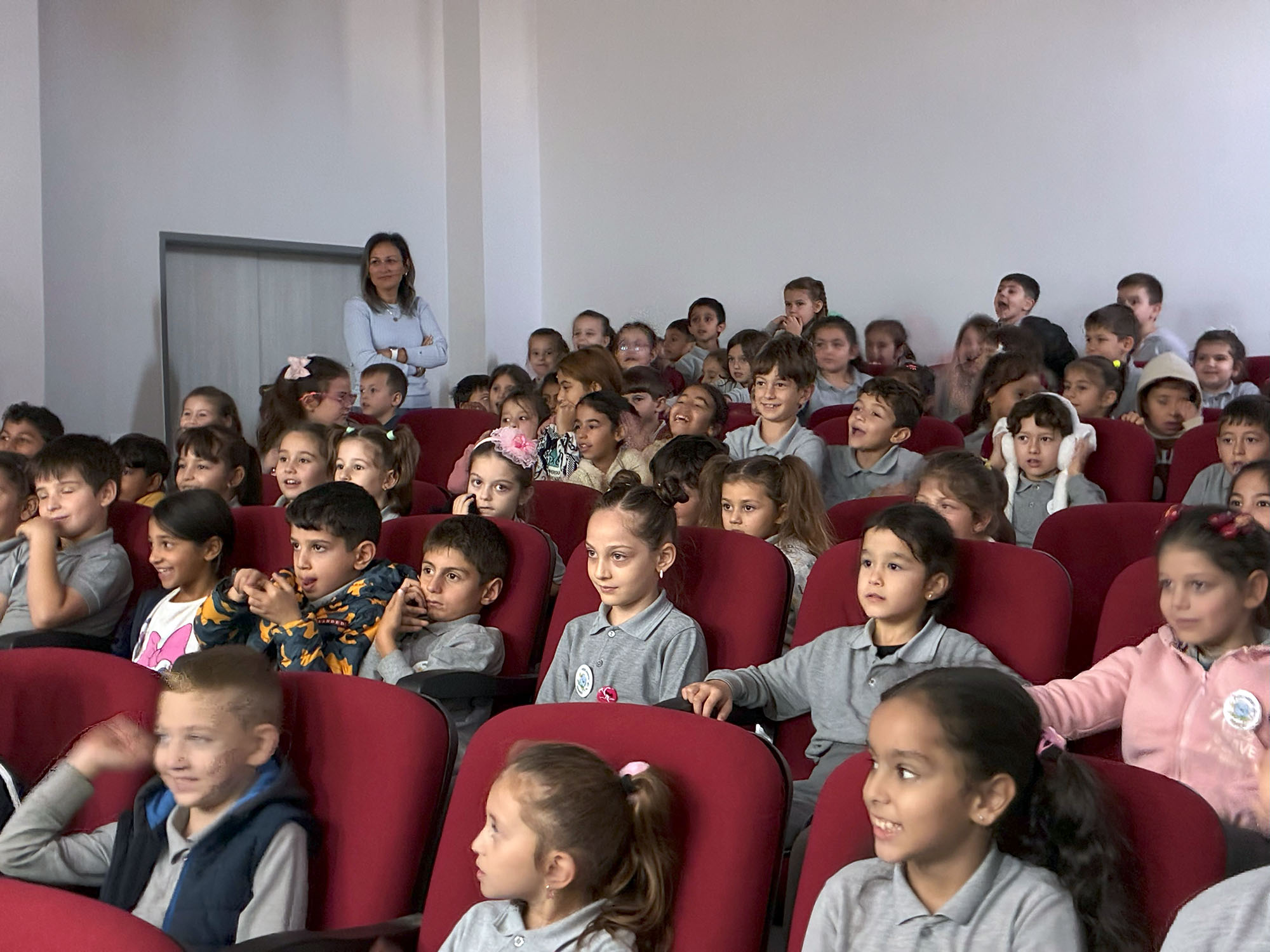 “Akça” tiyatrosuyla minikler çevre bilinci kazandı