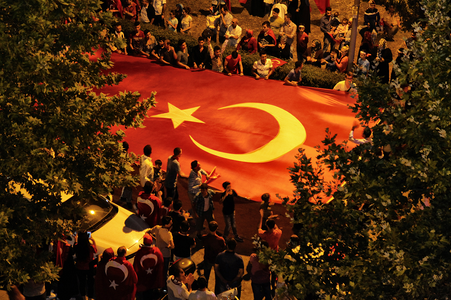 “15 Temmuz'un 10'uncu yılında yine meydanlarda olacağız”