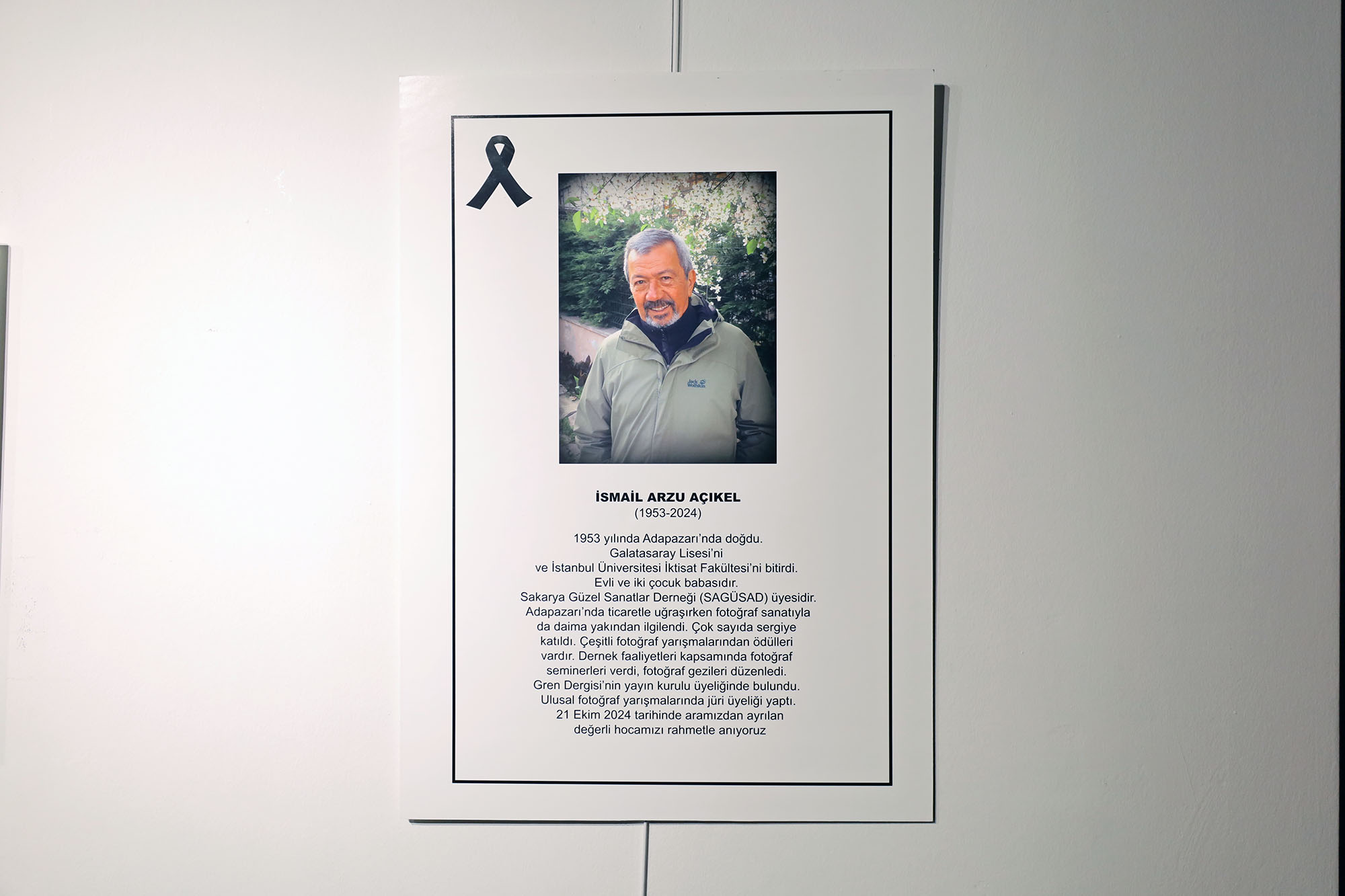 SAGÜSAD’ın 30. yılı Sanatçı İsmail Arzu Açıkel anısına özel sergiyle taçlandı