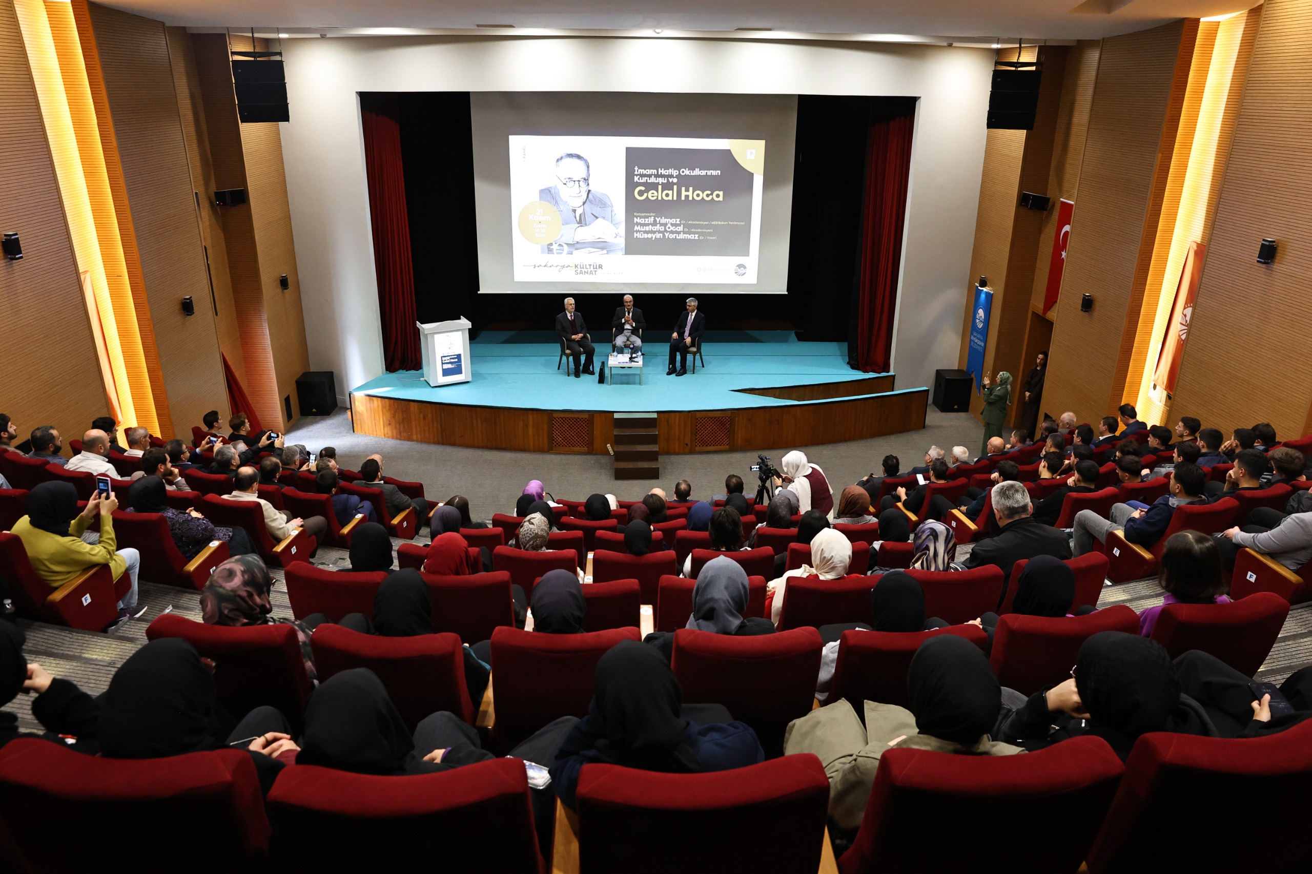 Celal Hoca’ya vefa: “Türkiye’nin vizyonu ve başarısında  attığı tohumların izi var”