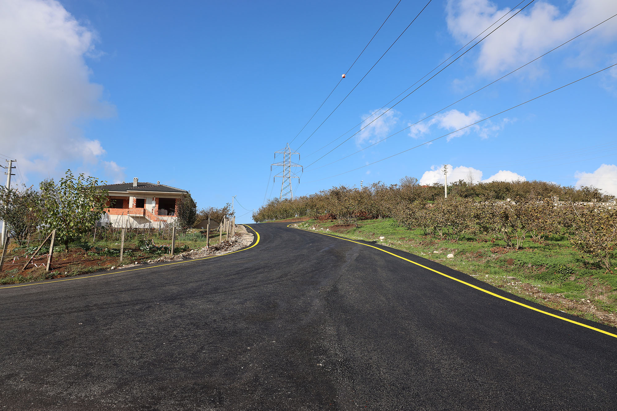Akyazı’da Beldibi Mahallesi de yeni yüzüne kavuştu