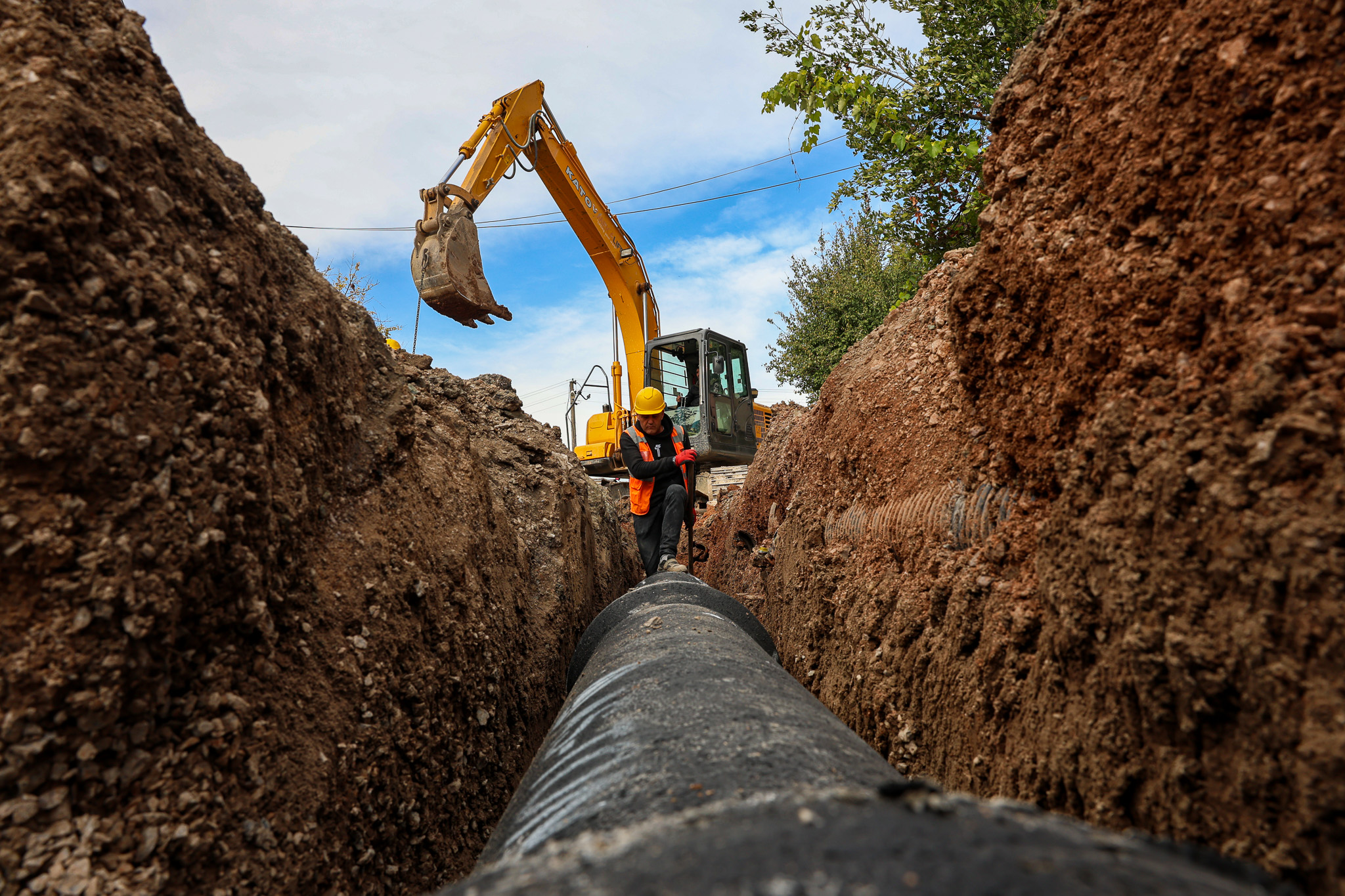 Arifiye’nin merkezi Büyükşehirle sil baştan yenileniyor
