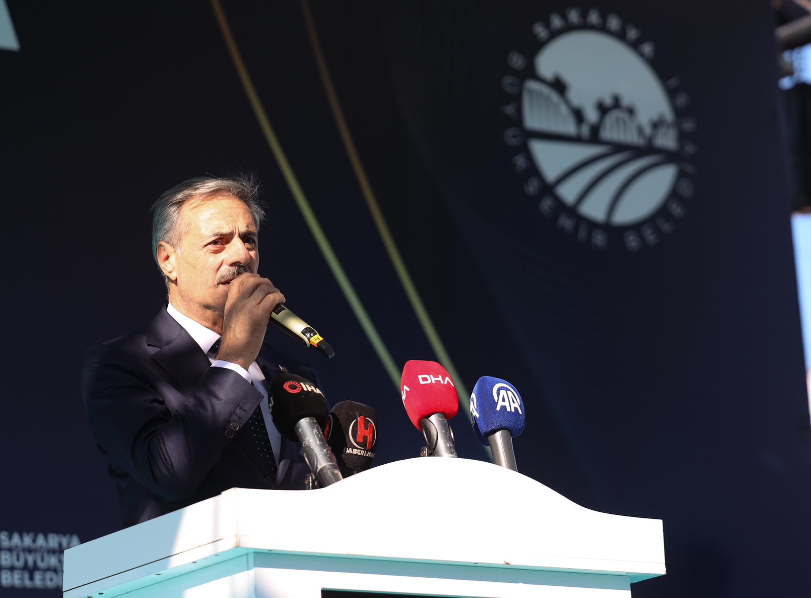 Sakarya’da gençlik ve spor yatırımlarında tarihi dönem: 