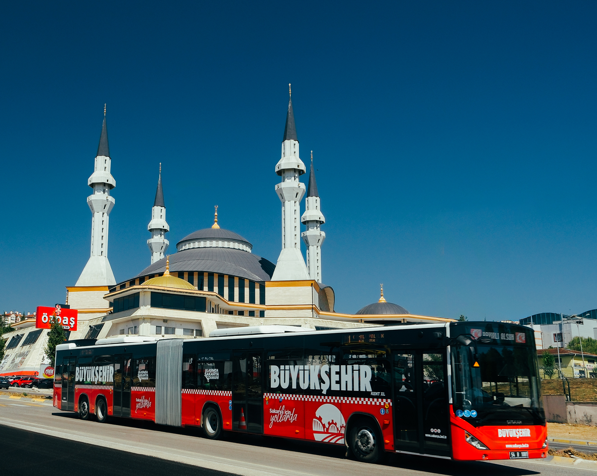 Büyükşehir Yenikent’in yeni ulaşım sistemiyle ilgili tüm merak edilenleri açıkladı