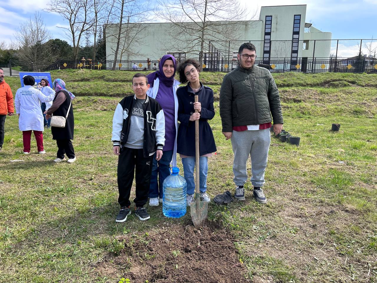 Doğaya dokunan eller, farkındalıkla büyüyen nesiller